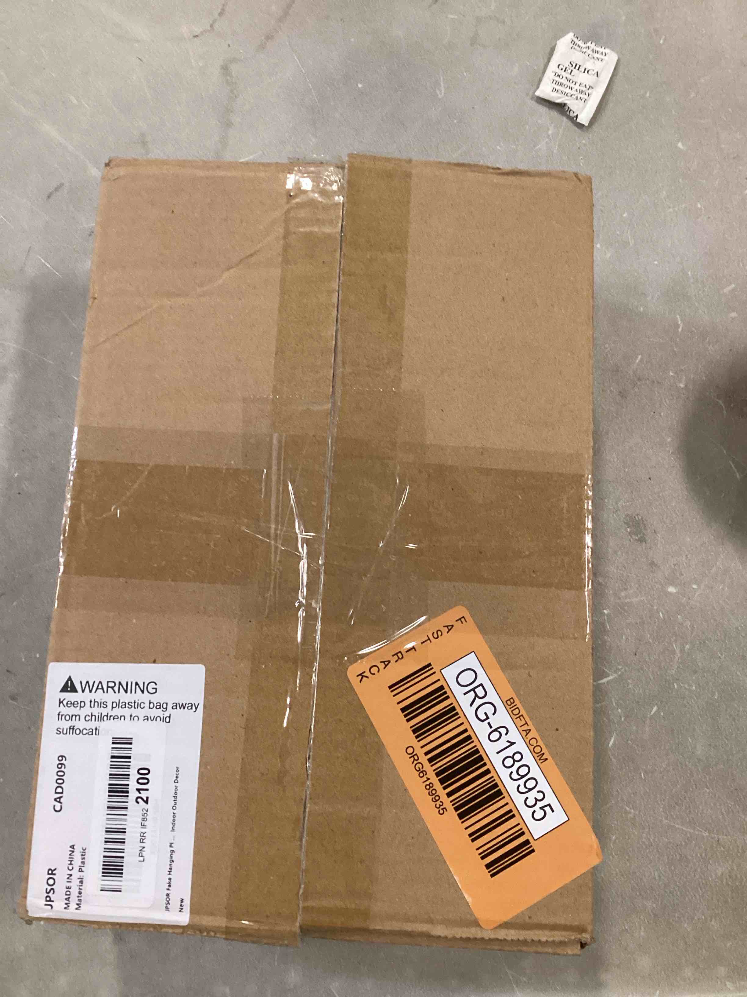 https://s3.amazonaws.com/lotting-images-prod/bidfta/ORG6189935_1714414915575.jpeg