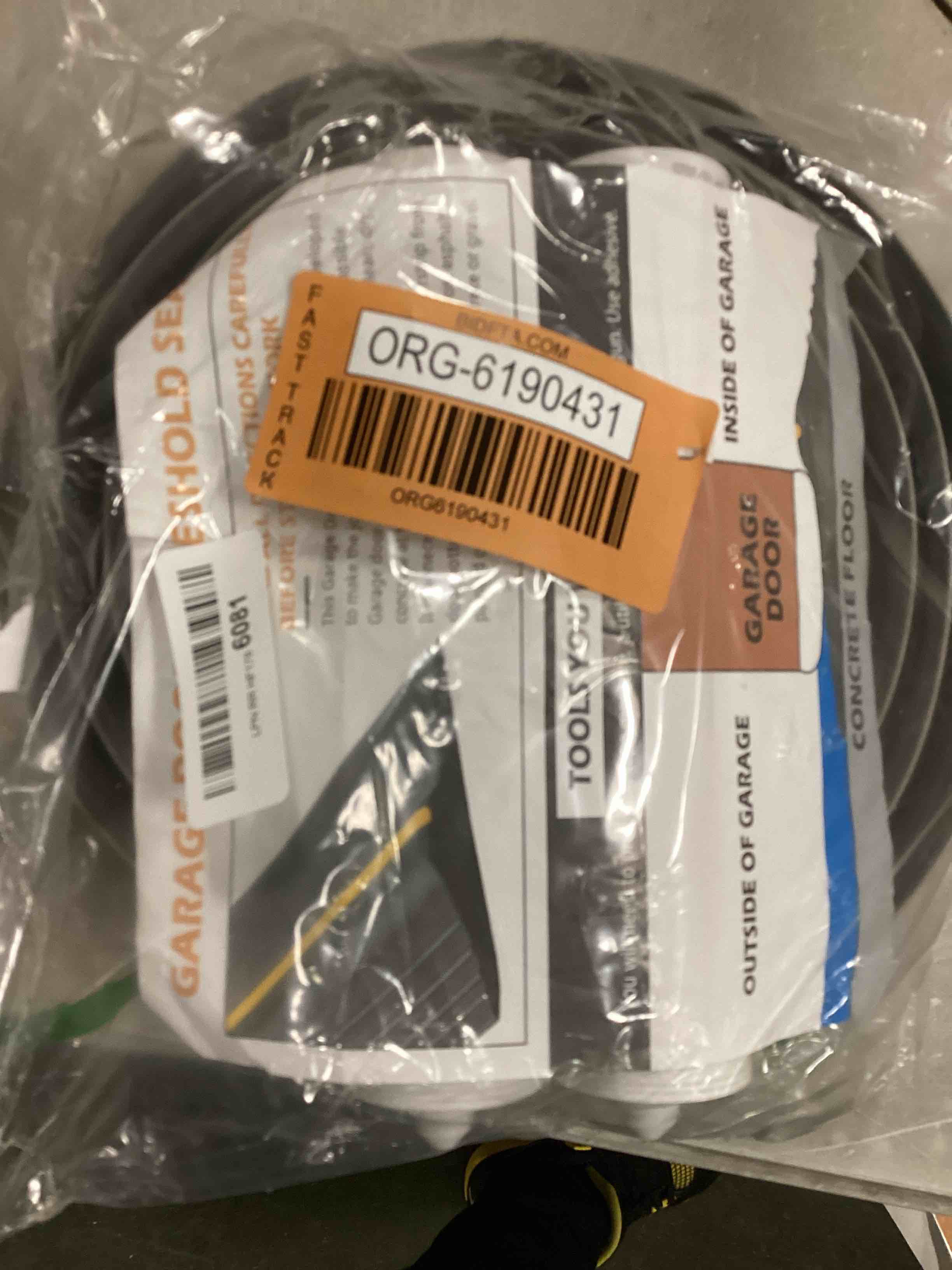 https://s3.amazonaws.com/lotting-images-prod/bidfta/ORG6190431_1714589724261.jpeg