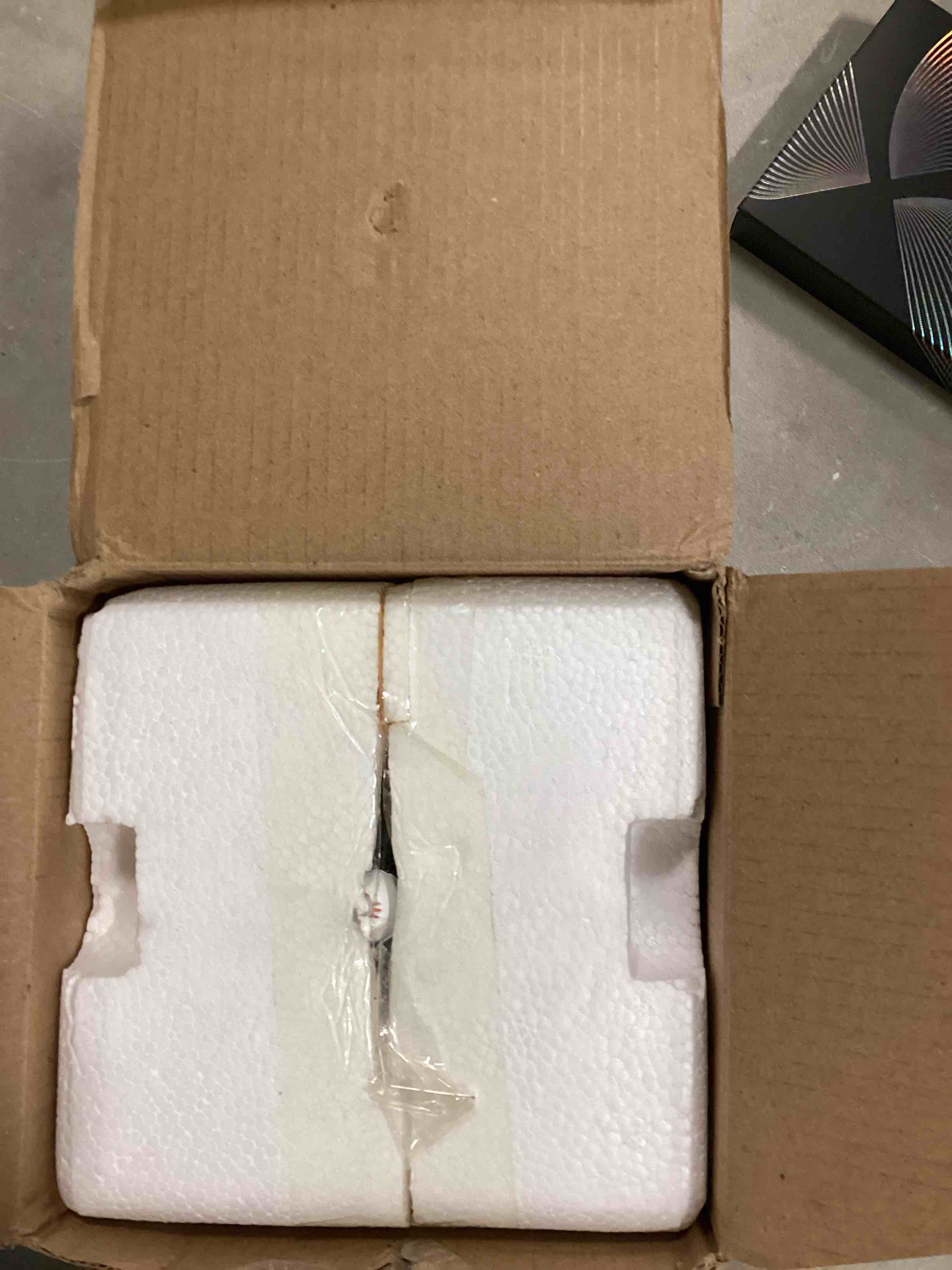 https://s3.amazonaws.com/lotting-images-prod/bidfta/ORG6190435_1714590016583.jpeg