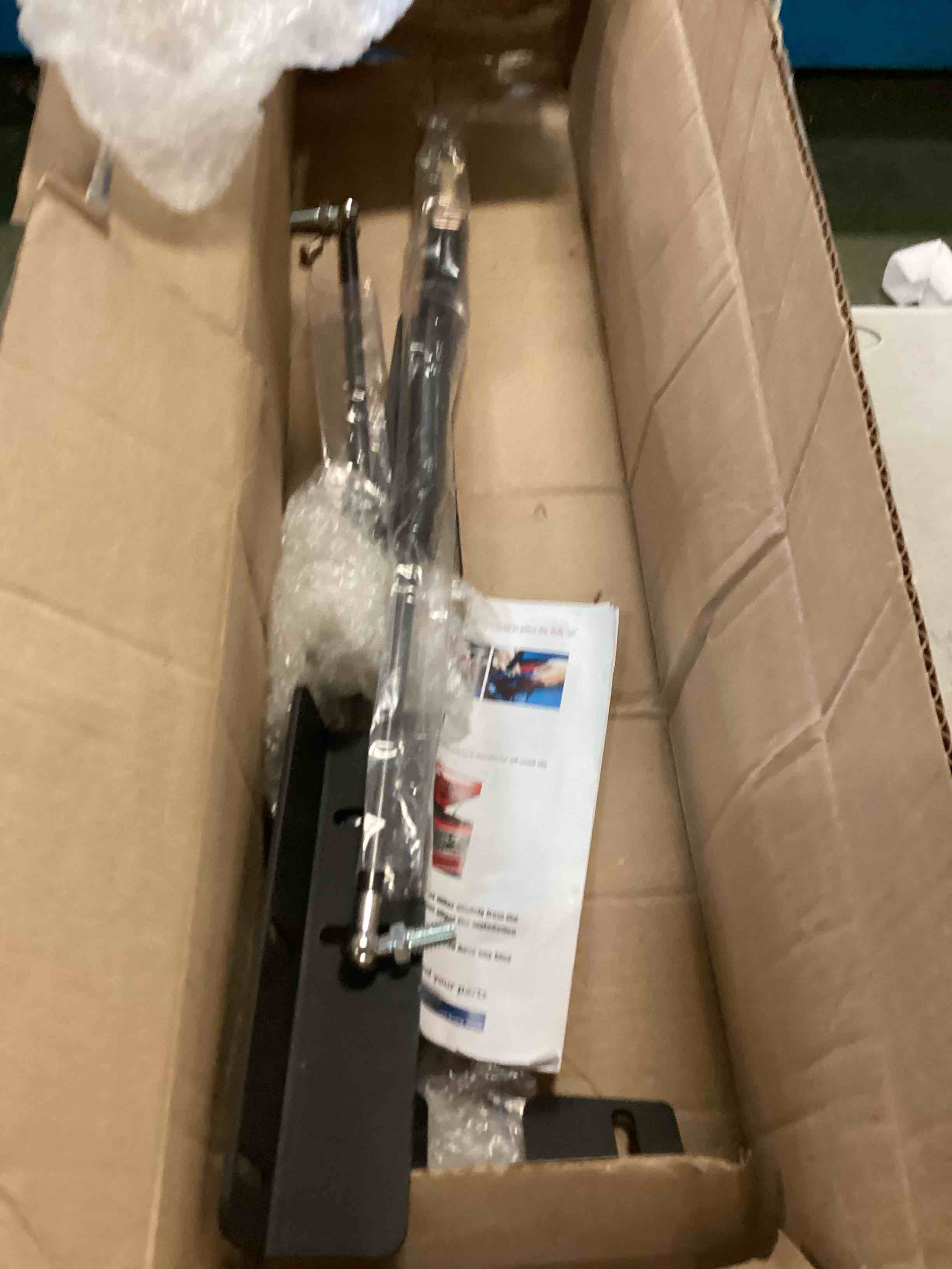 https://s3.amazonaws.com/lotting-images-prod/bidfta/ORG6191583_1713989901233.jpeg