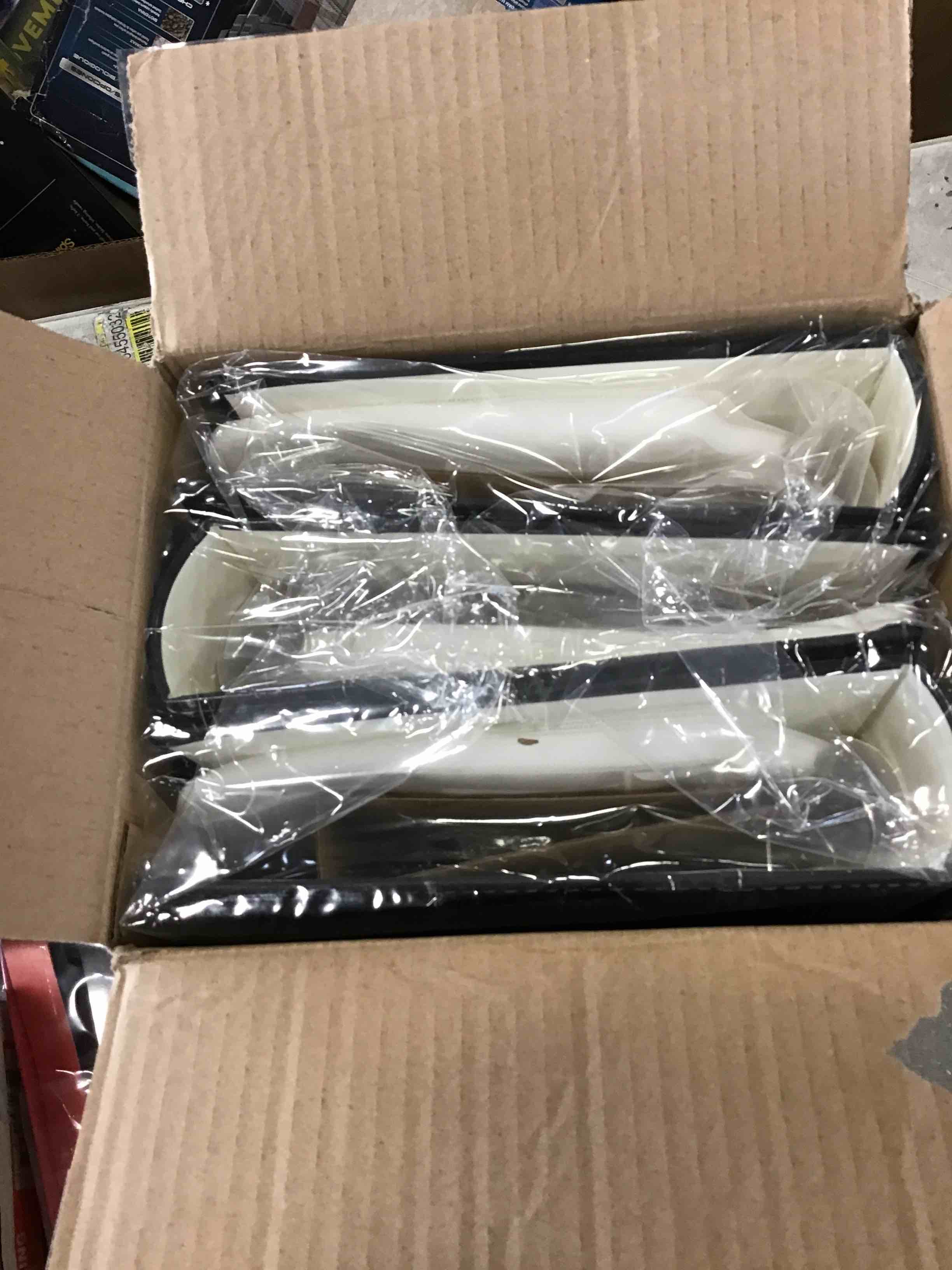 https://s3.amazonaws.com/lotting-images-prod/bidfta/ORG6193691_1714047556941.jpeg
