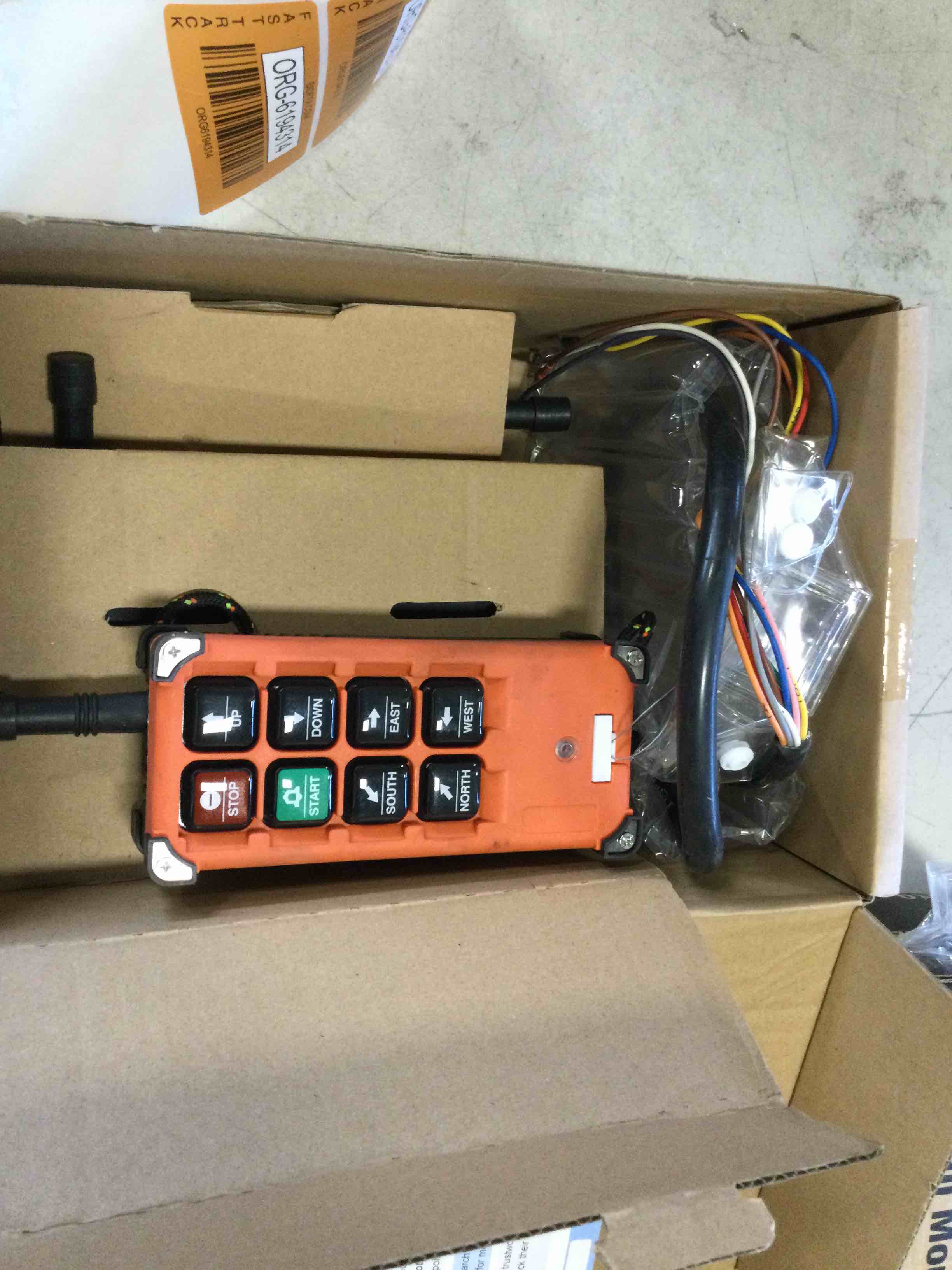 https://s3.amazonaws.com/lotting-images-prod/bidfta/ORG6194313_1713297601424.jpeg