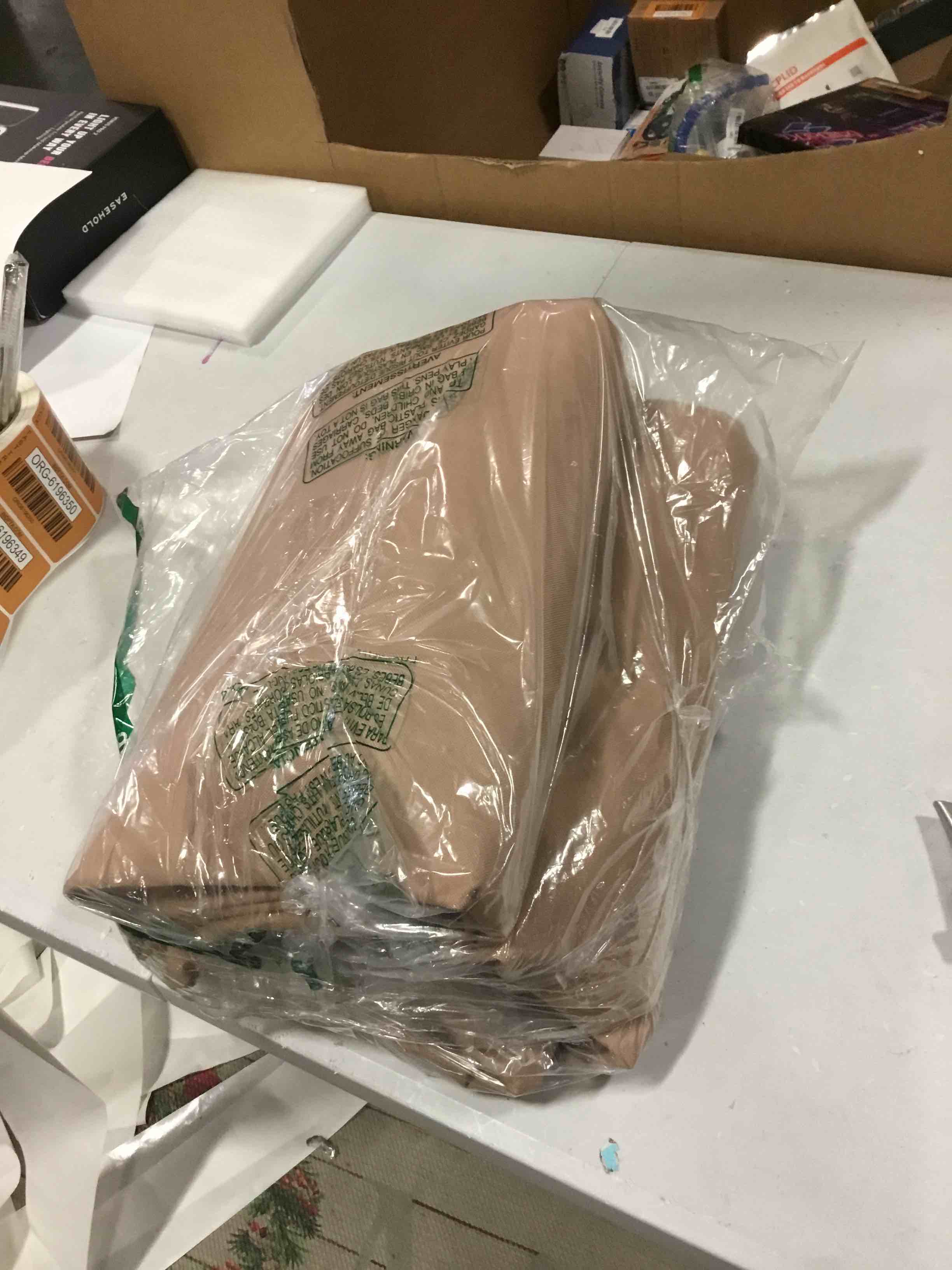 https://s3.amazonaws.com/lotting-images-prod/bidfta/ORG6196348_1715112703773.jpeg