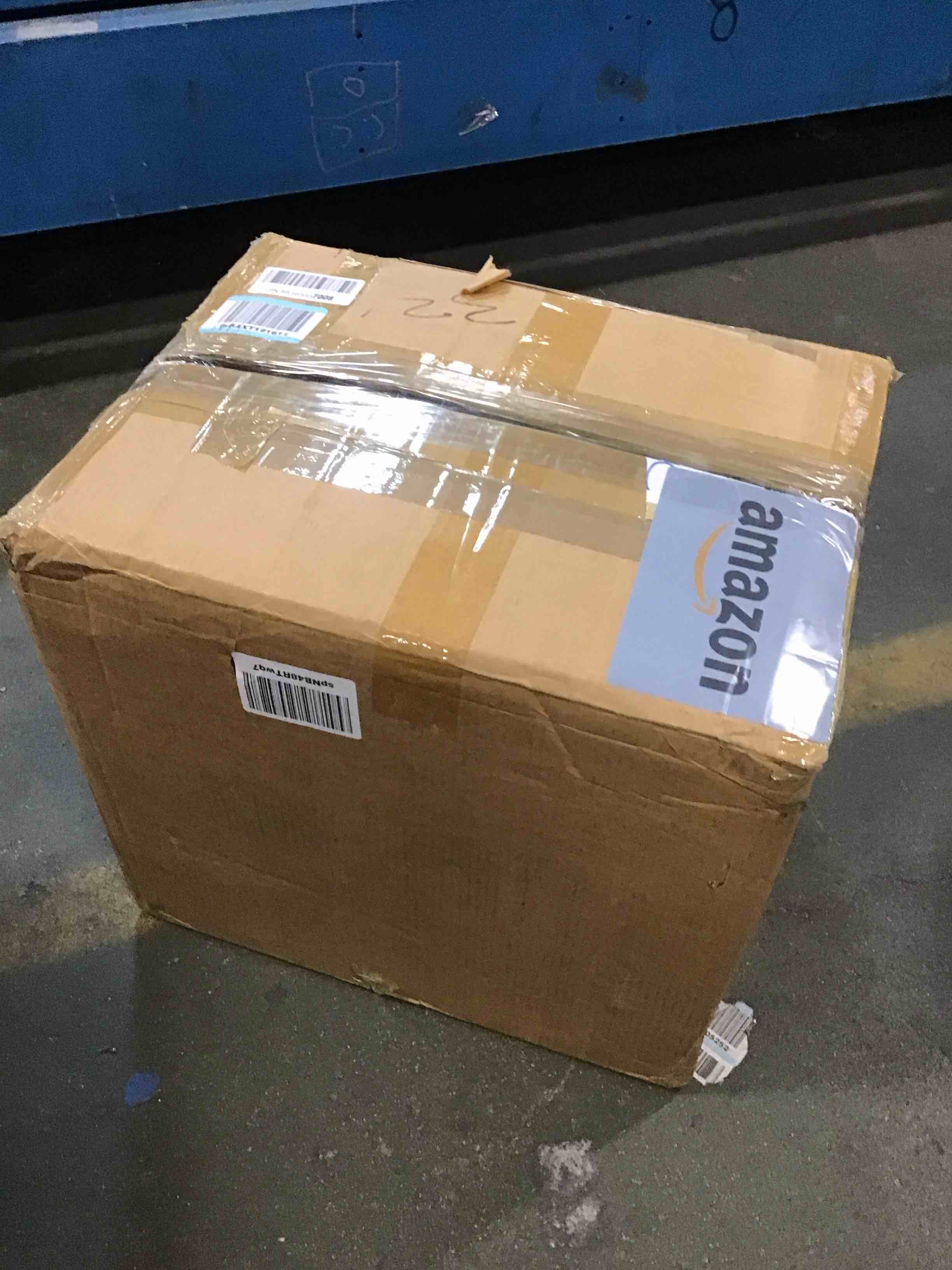 https://s3.amazonaws.com/lotting-images-prod/bidfta/ORG6196754_1715426641950.jpeg