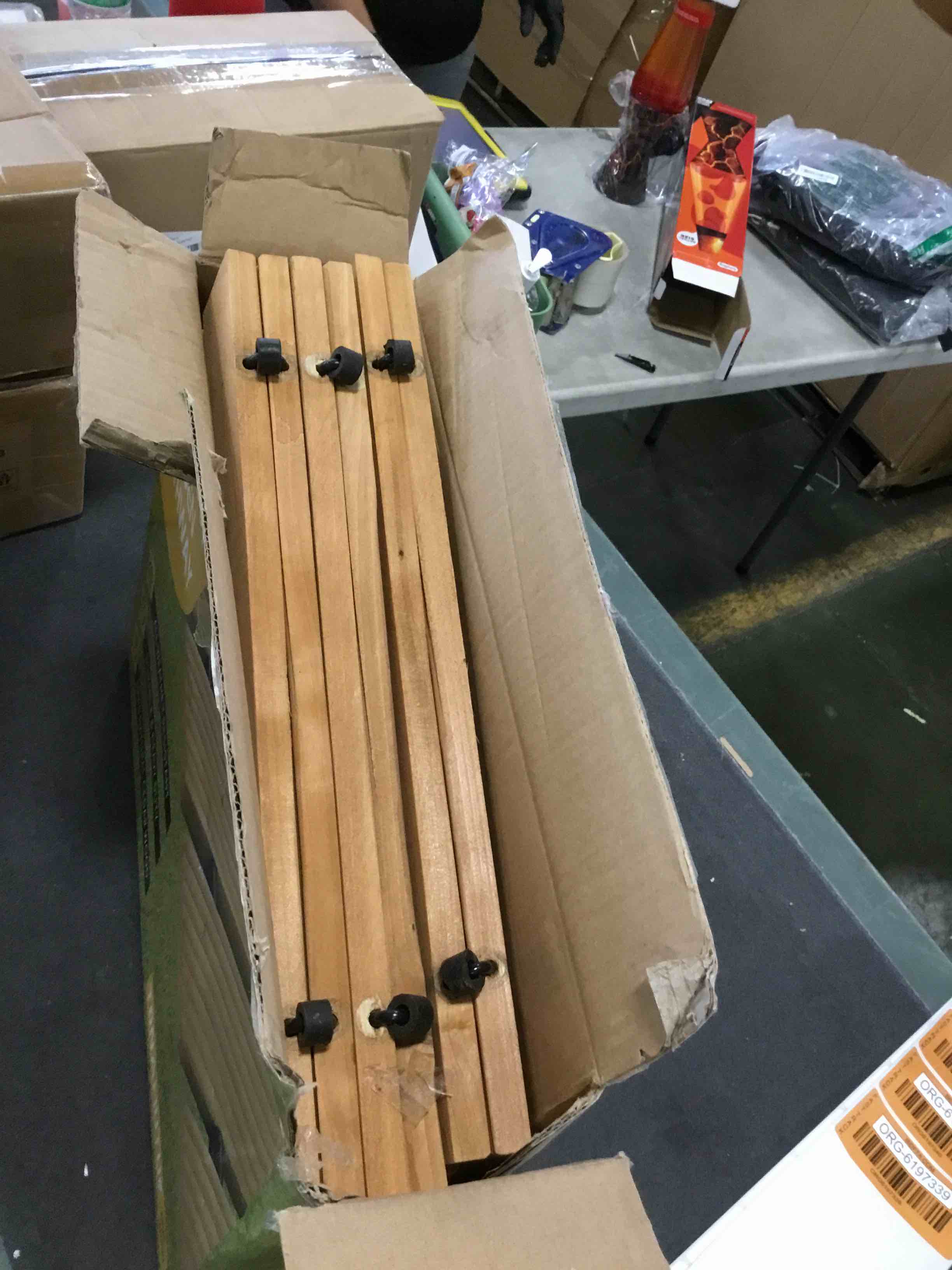 https://s3.amazonaws.com/lotting-images-prod/bidfta/ORG6197339_1715783235812.jpeg