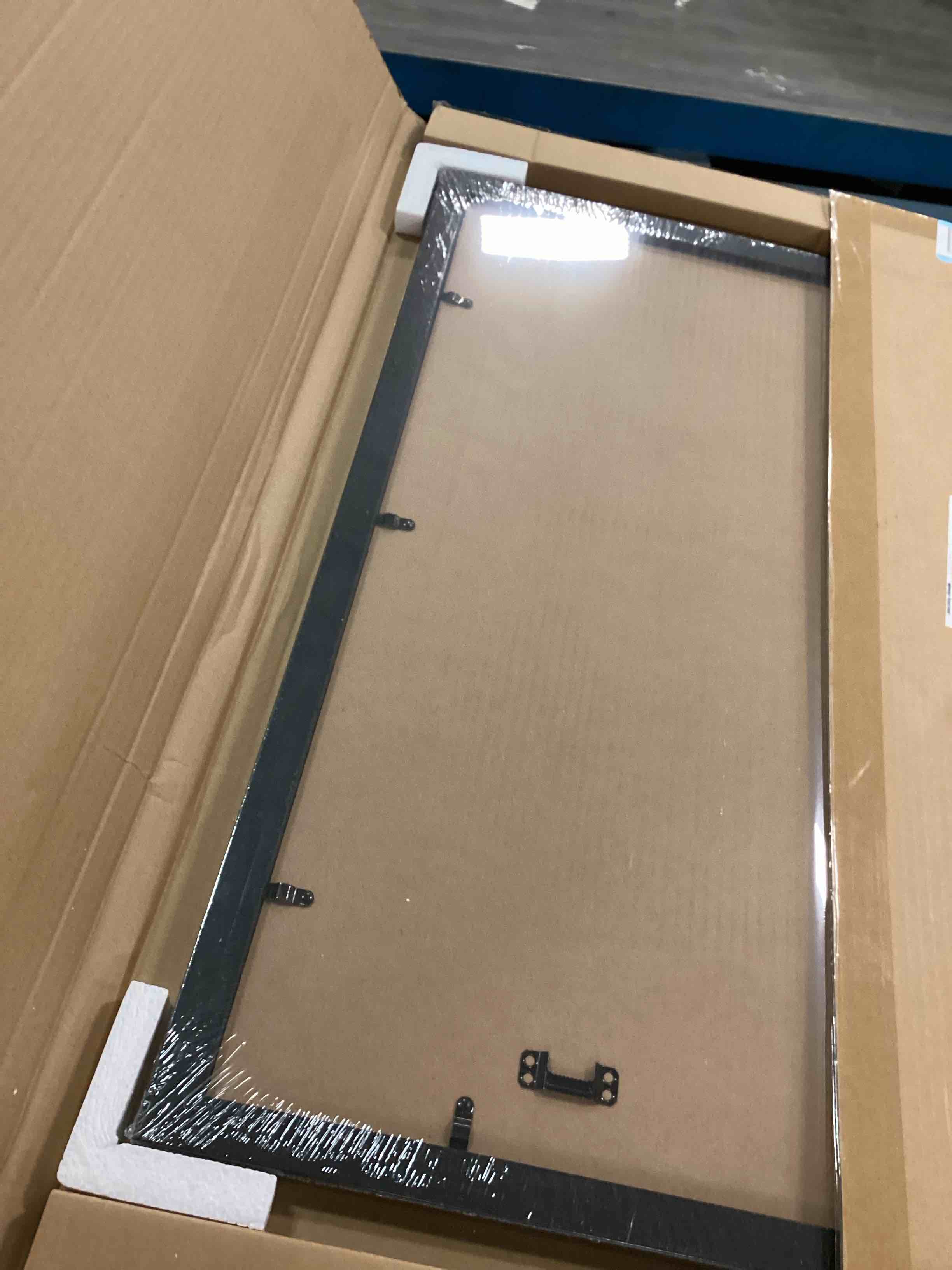 https://s3.amazonaws.com/lotting-images-prod/bidfta/ORG6198943_1714480912622.jpeg