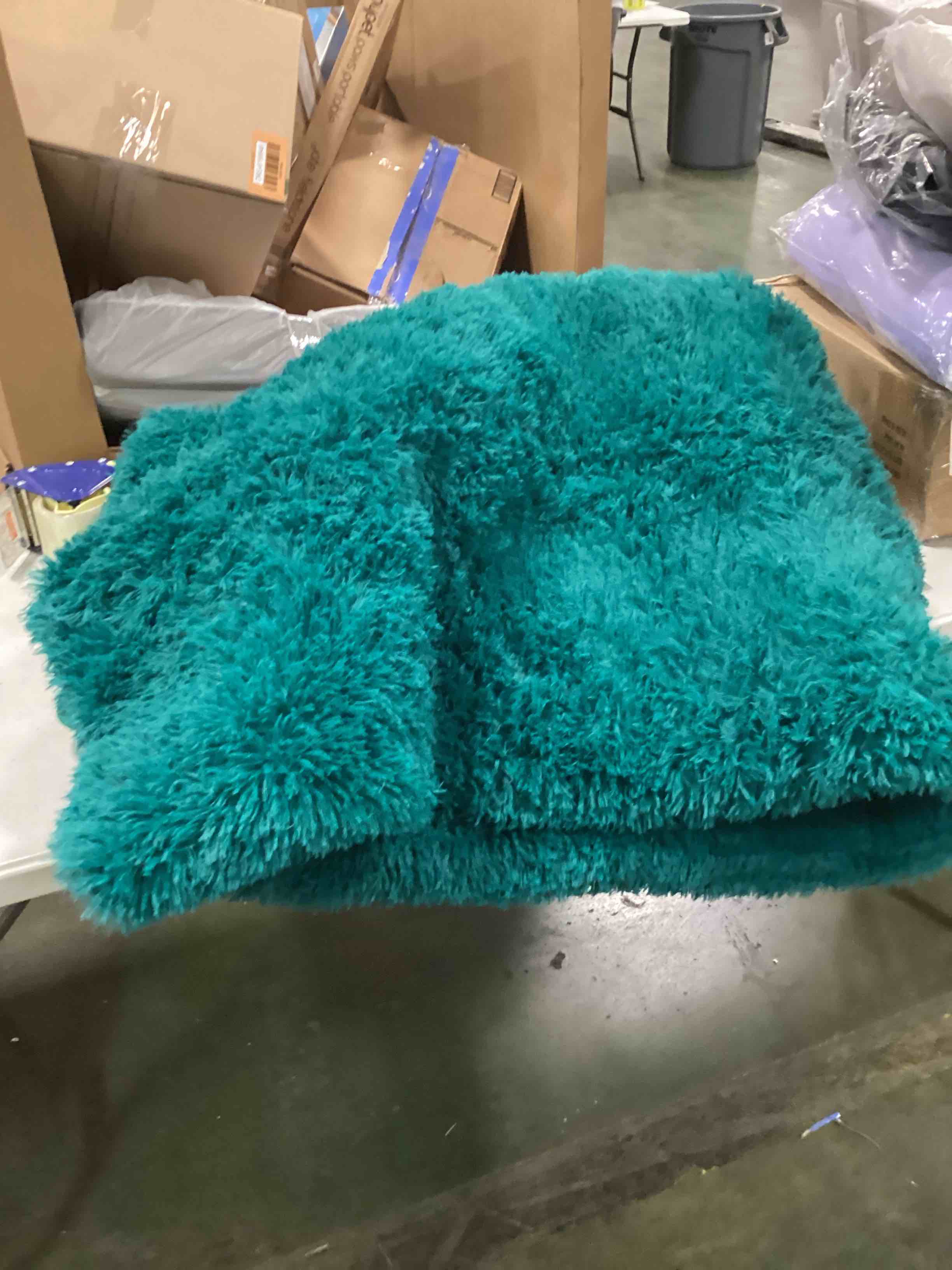 https://s3.amazonaws.com/lotting-images-prod/bidfta/ORG6199951_1714046571051.jpeg