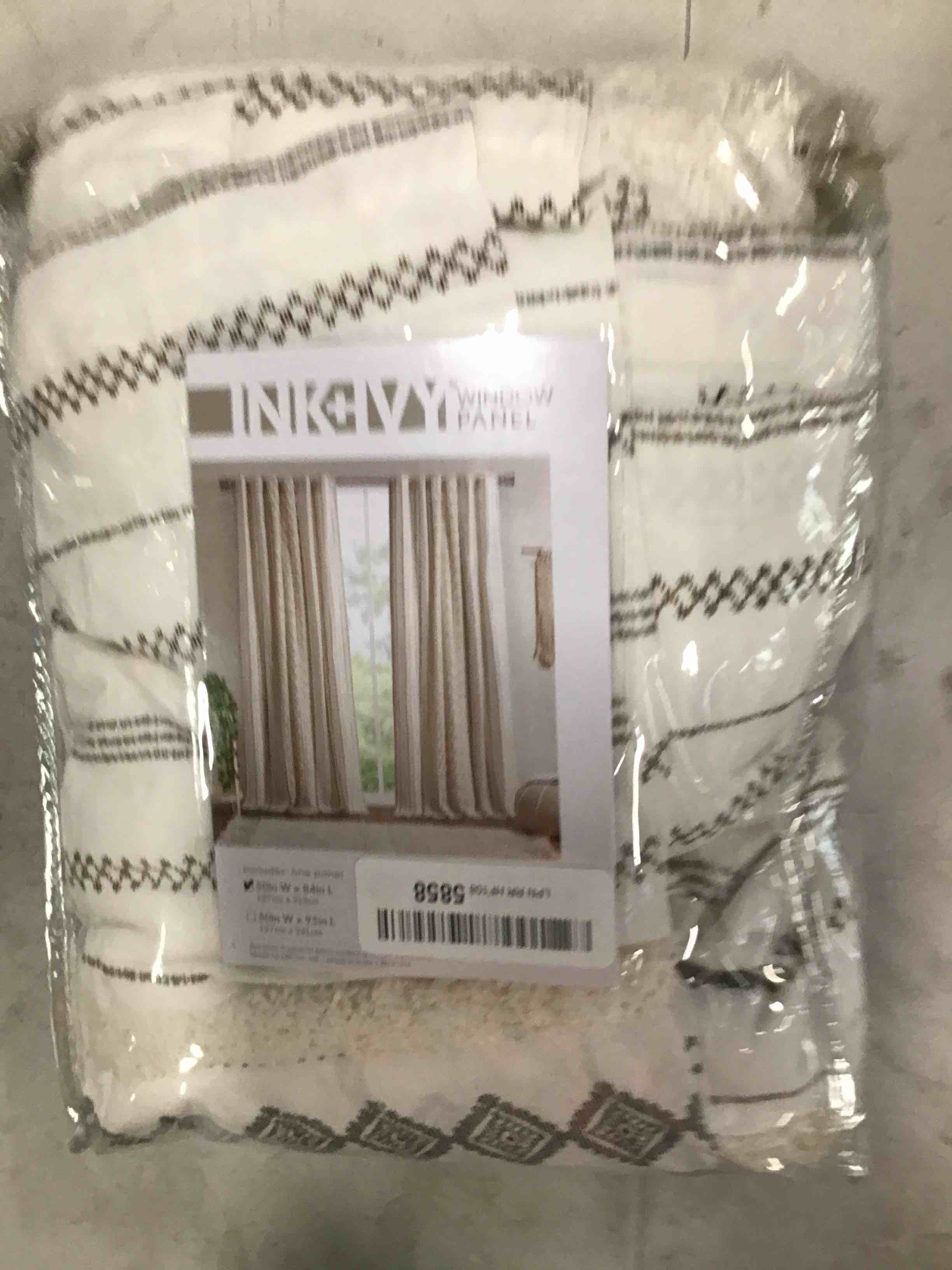 https://s3.amazonaws.com/lotting-images-prod/bidfta/ORG6200799_1714585793319.jpeg