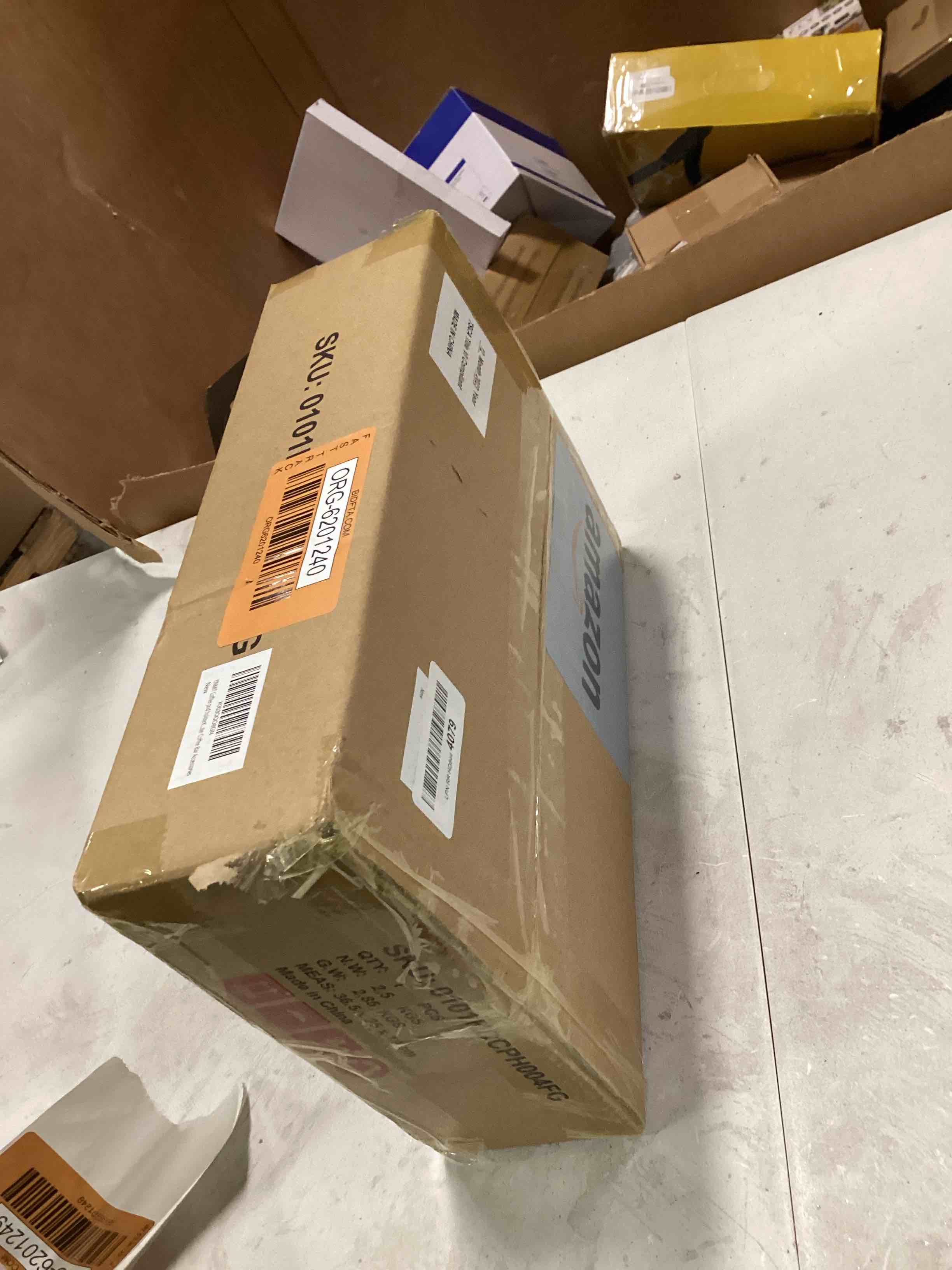 https://s3.amazonaws.com/lotting-images-prod/bidfta/ORG6201240_1715015040790.jpeg
