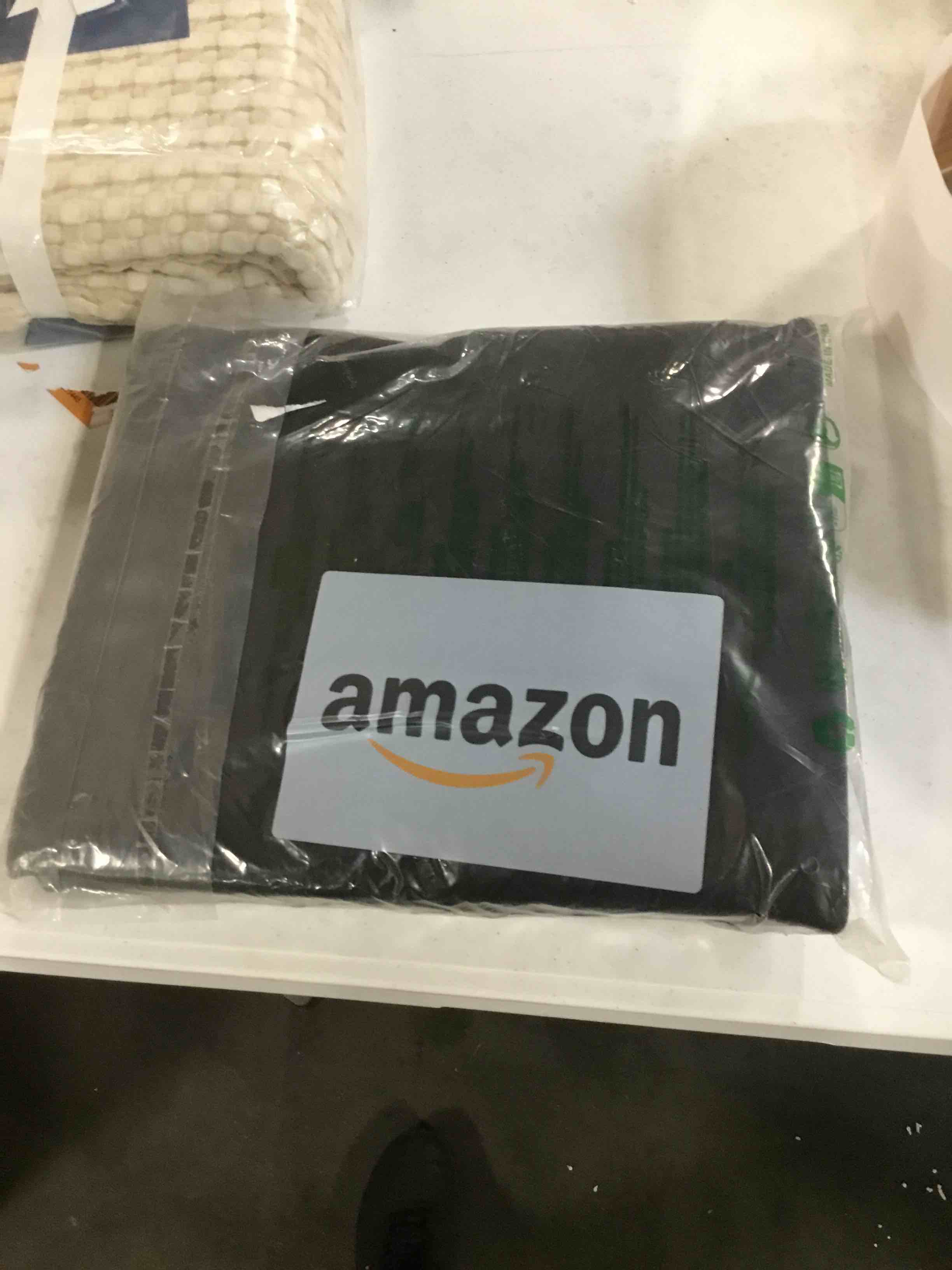 https://s3.amazonaws.com/lotting-images-prod/bidfta/ORG6201464_1714397598872.jpeg