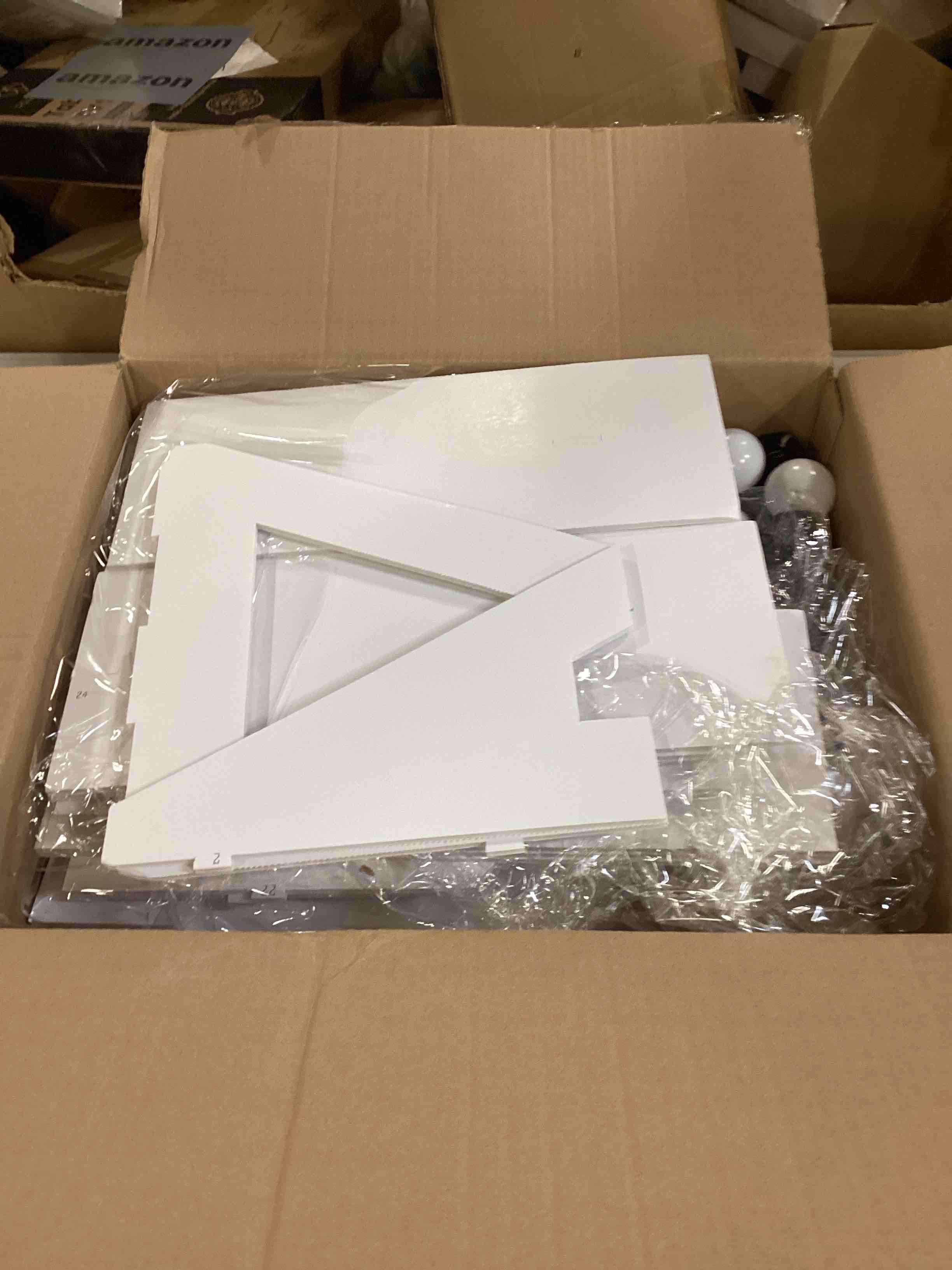 https://s3.amazonaws.com/lotting-images-prod/bidfta/ORG6202043_1715175752969.jpeg