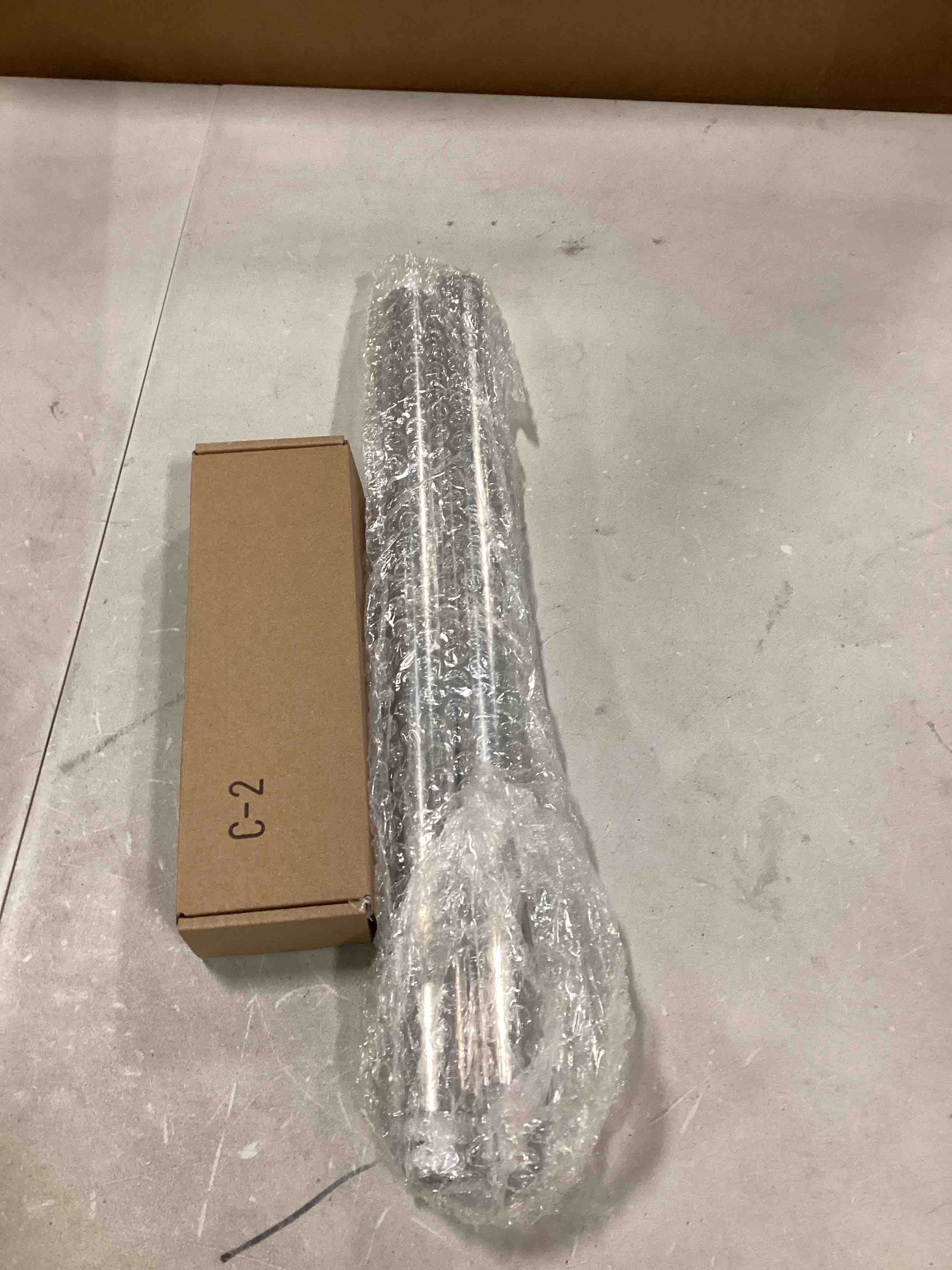 https://s3.amazonaws.com/lotting-images-prod/bidfta/ORG6204289_1716379742025.jpeg