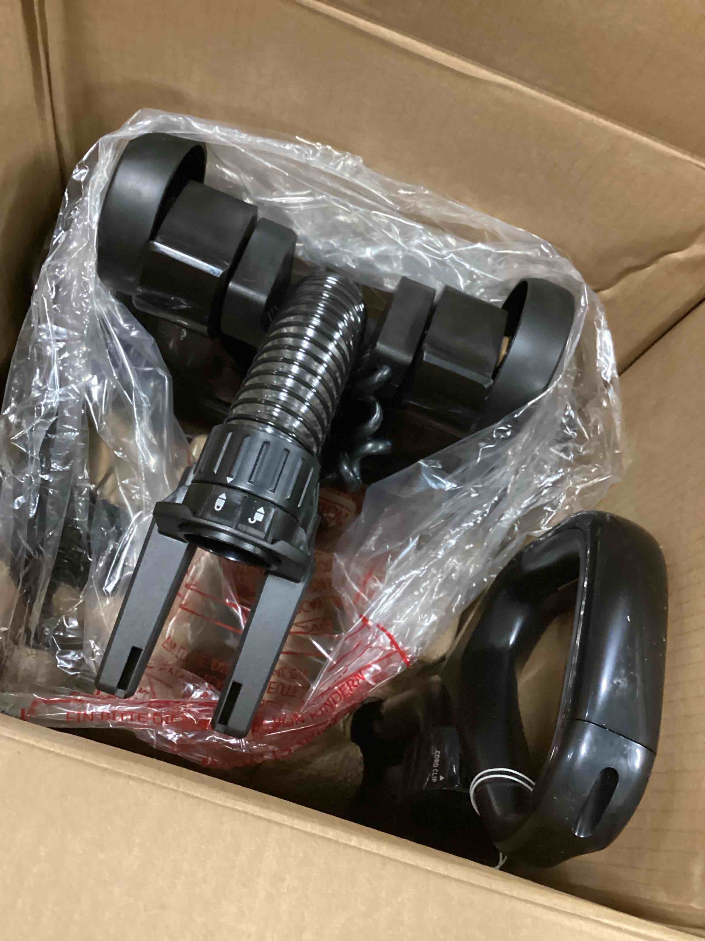 https://s3.amazonaws.com/lotting-images-prod/bidfta/ORG6204811_1714486934534.jpeg