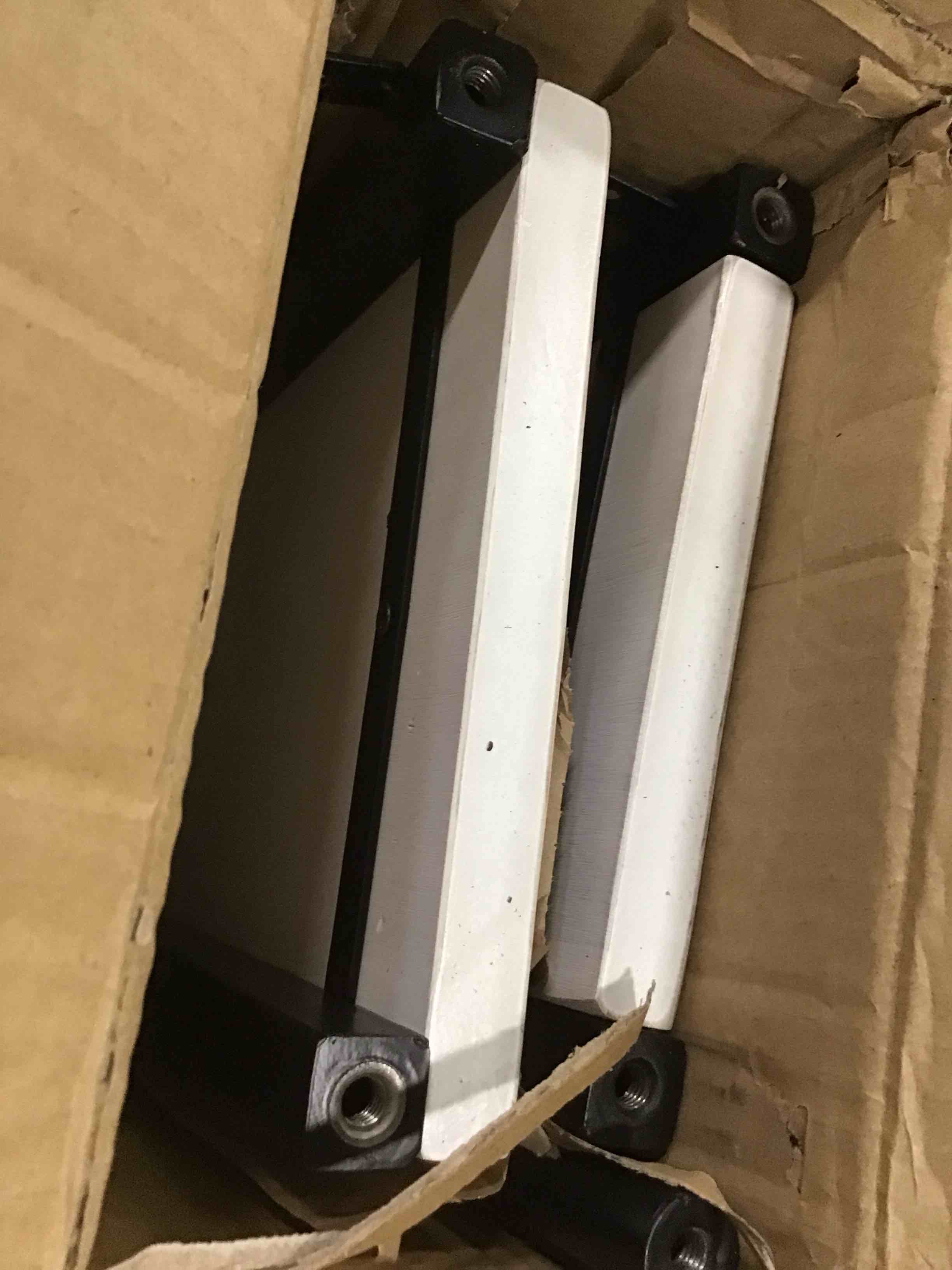 https://s3.amazonaws.com/lotting-images-prod/bidfta/ORG6207574_1714412495860.jpeg