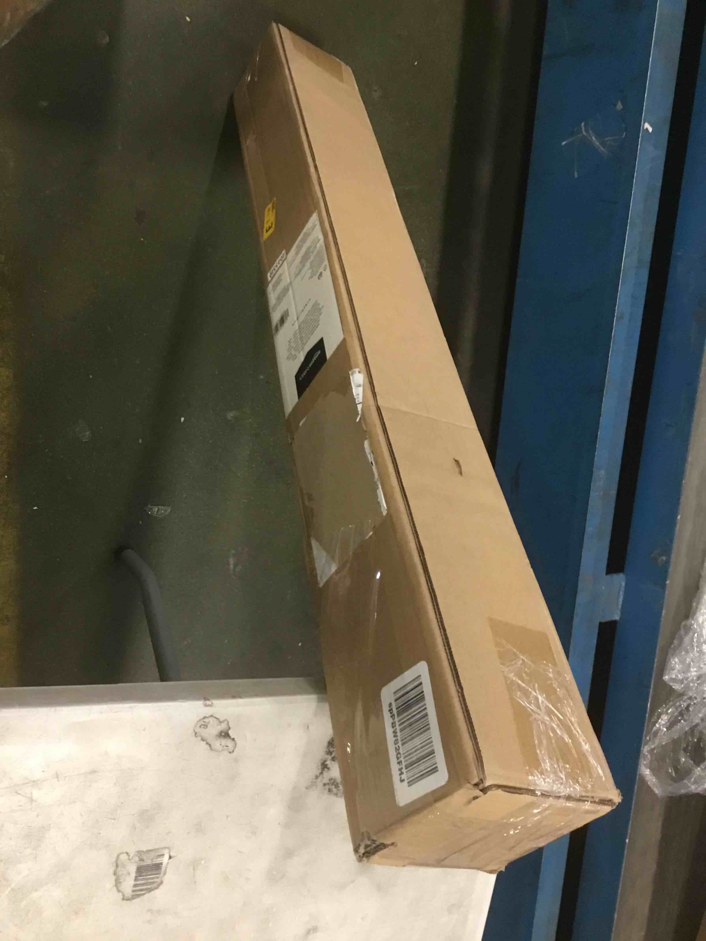https://s3.amazonaws.com/lotting-images-prod/bidfta/ORG6208278_1714677767528.jpeg