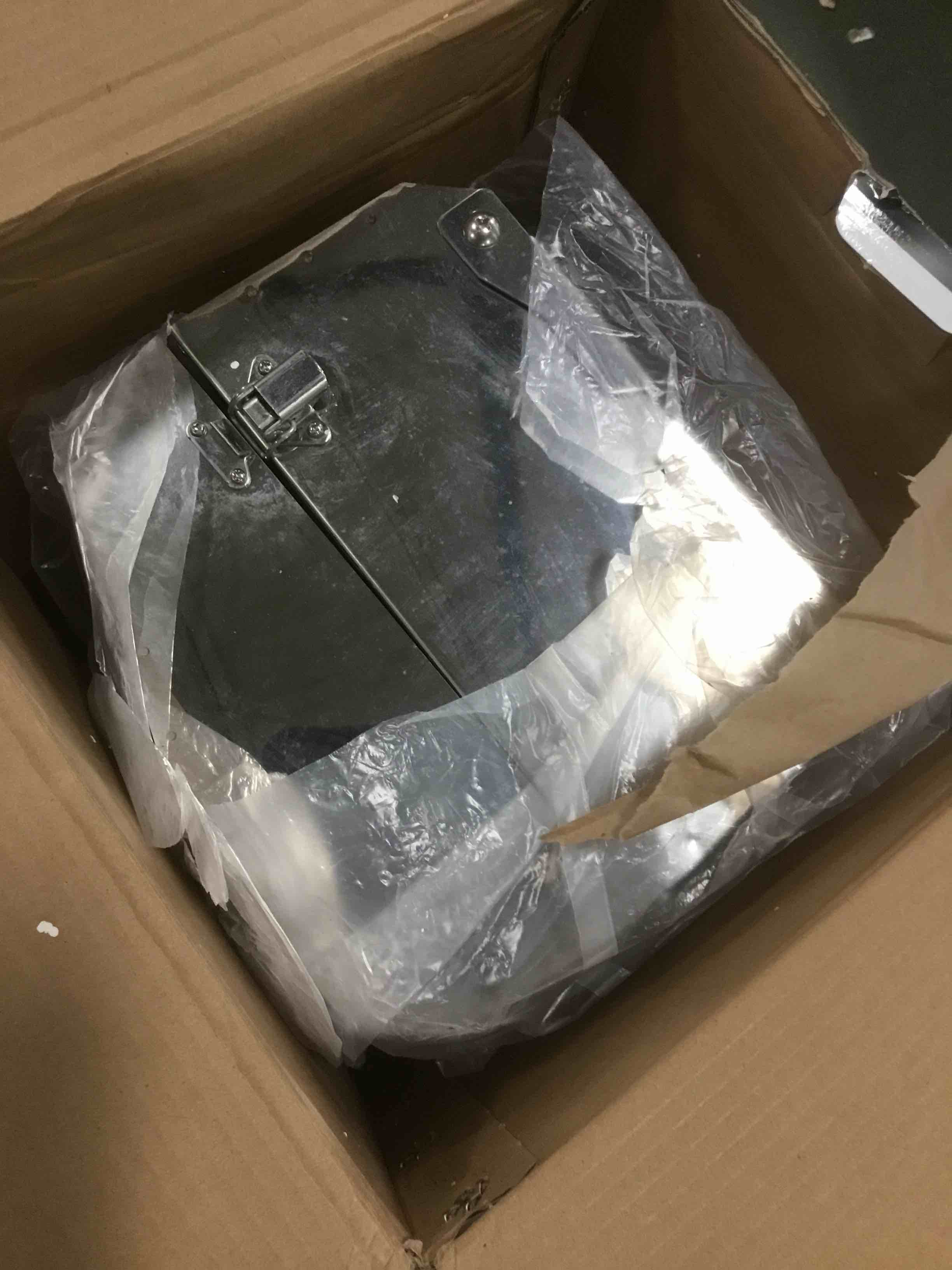 https://s3.amazonaws.com/lotting-images-prod/bidfta/ORG6208838_1715003196319.jpeg