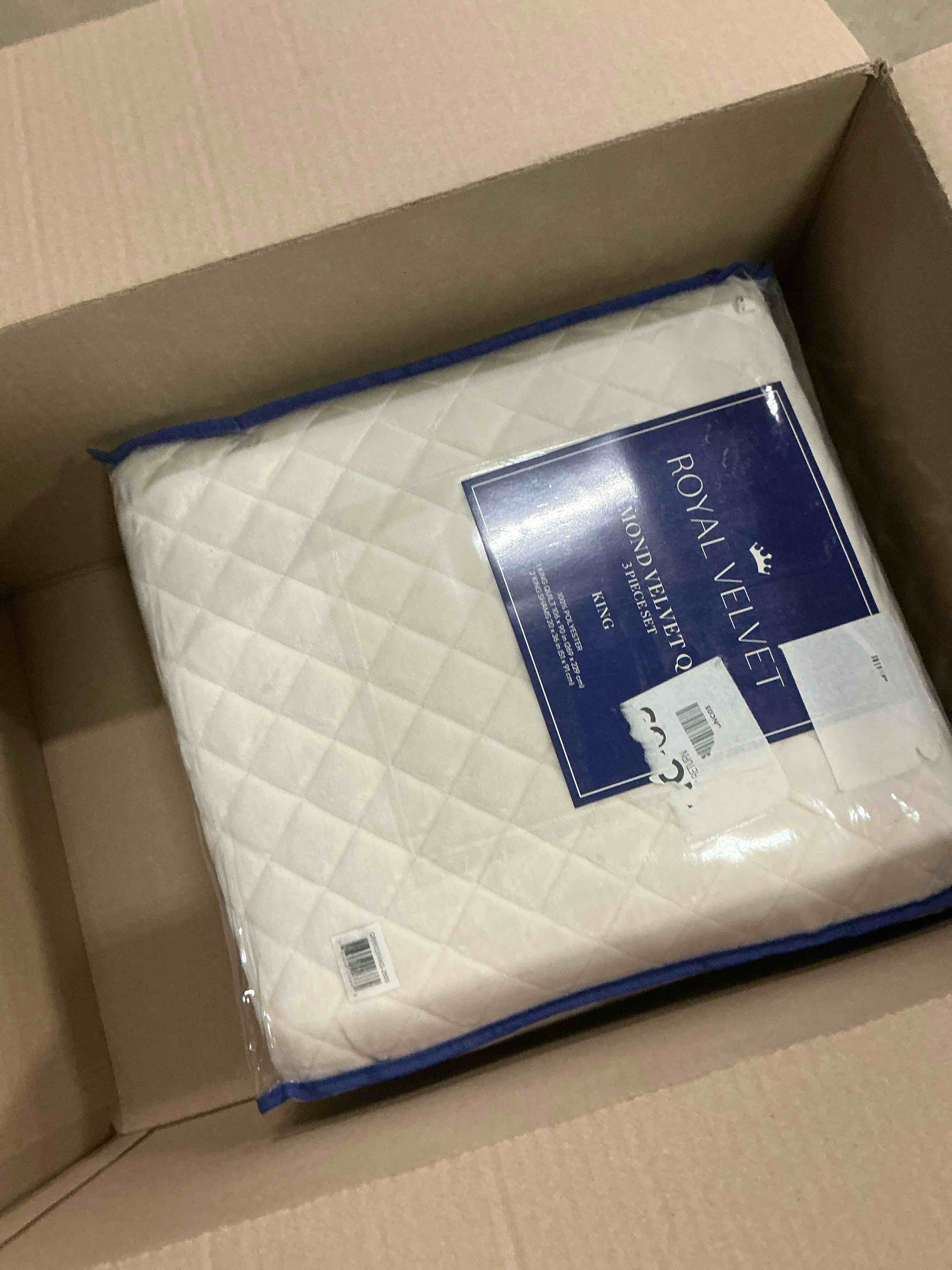 https://s3.amazonaws.com/lotting-images-prod/bidfta/ORG6244155_1745079332861.jpeg