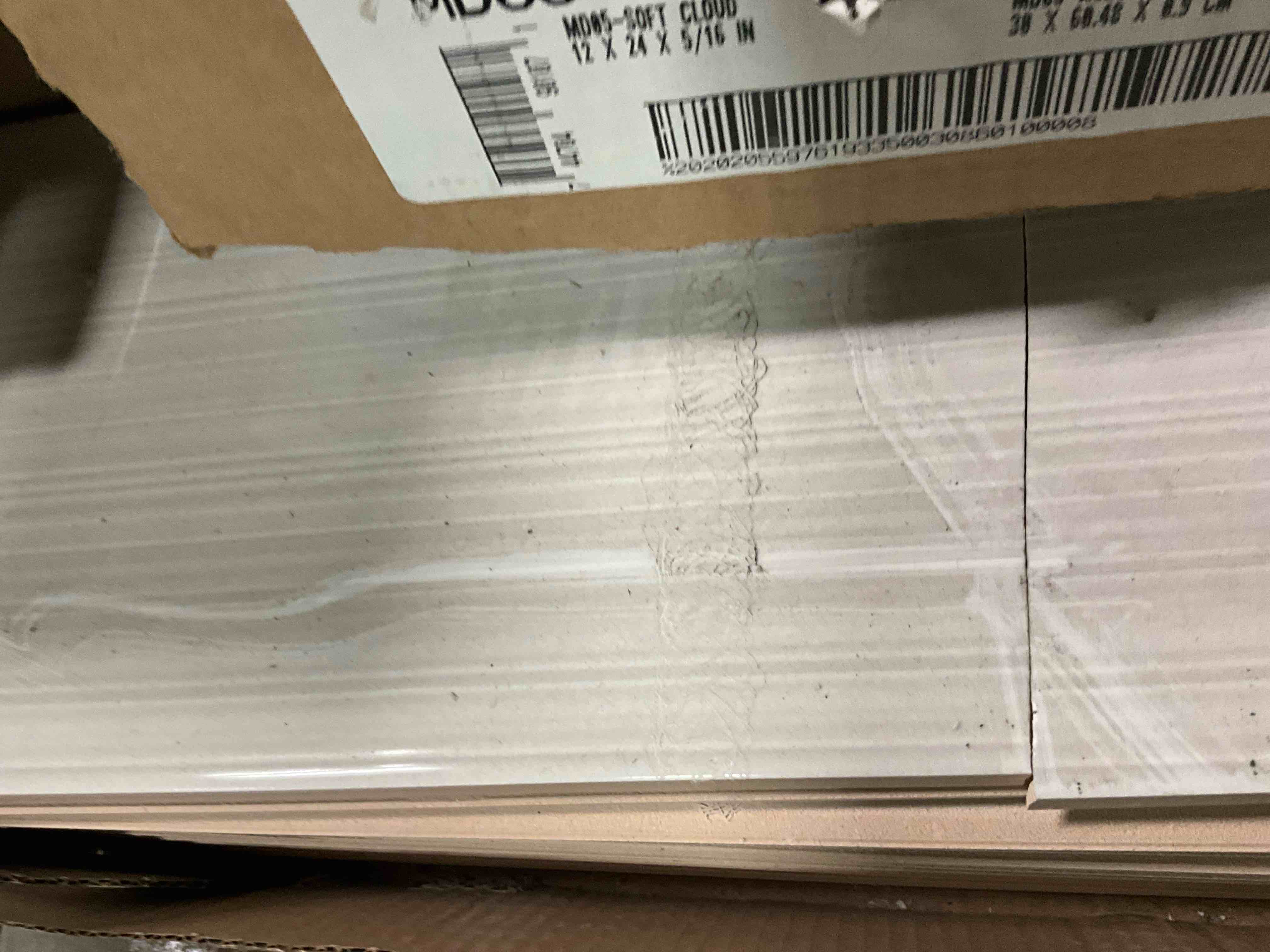 https://s3.amazonaws.com/lotting-images-prod/bidfta/ORG6246429_1758035250807.jpeg