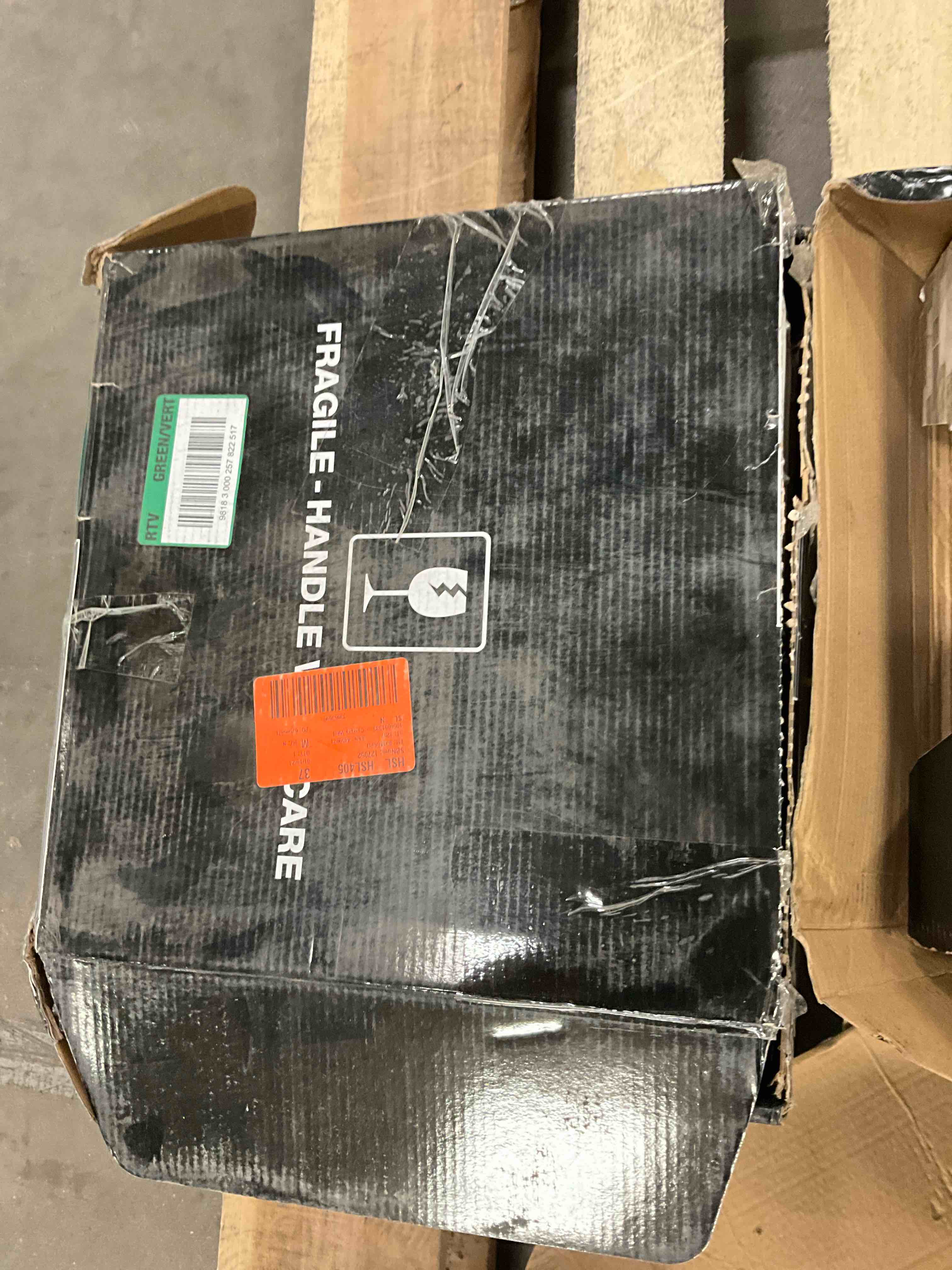 https://s3.amazonaws.com/lotting-images-prod/bidfta/ORG6246430_1758036288380.jpeg