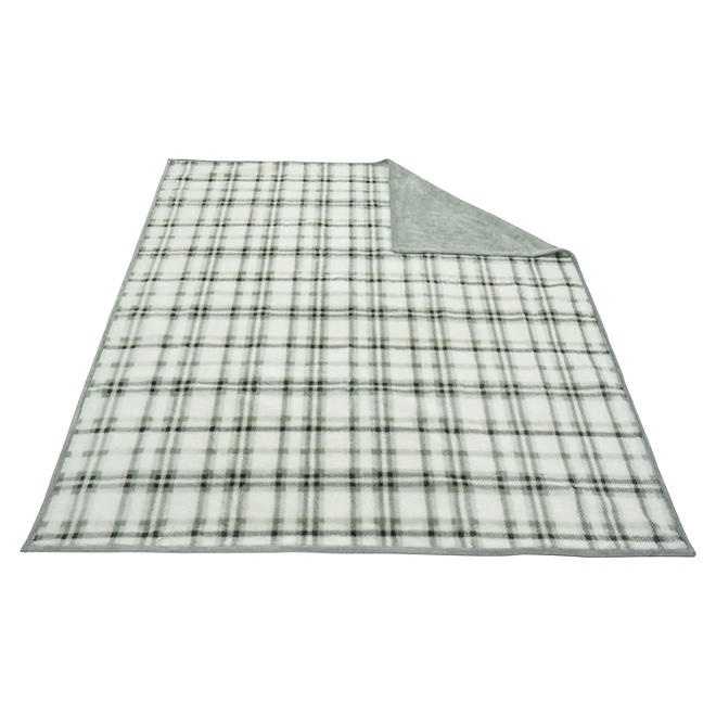 Arlee Waterproof Pet Throw Blanket, 60" x 70"