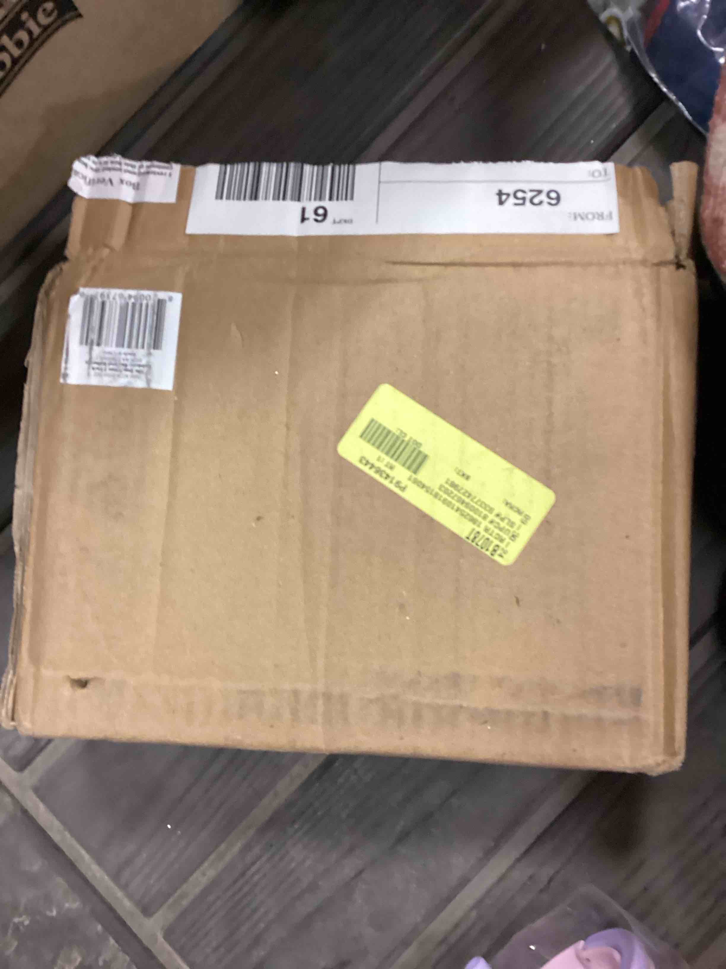 https://s3.amazonaws.com/lotting-images-prod/bidfta/ORG6254005_1730465370909.jpeg
