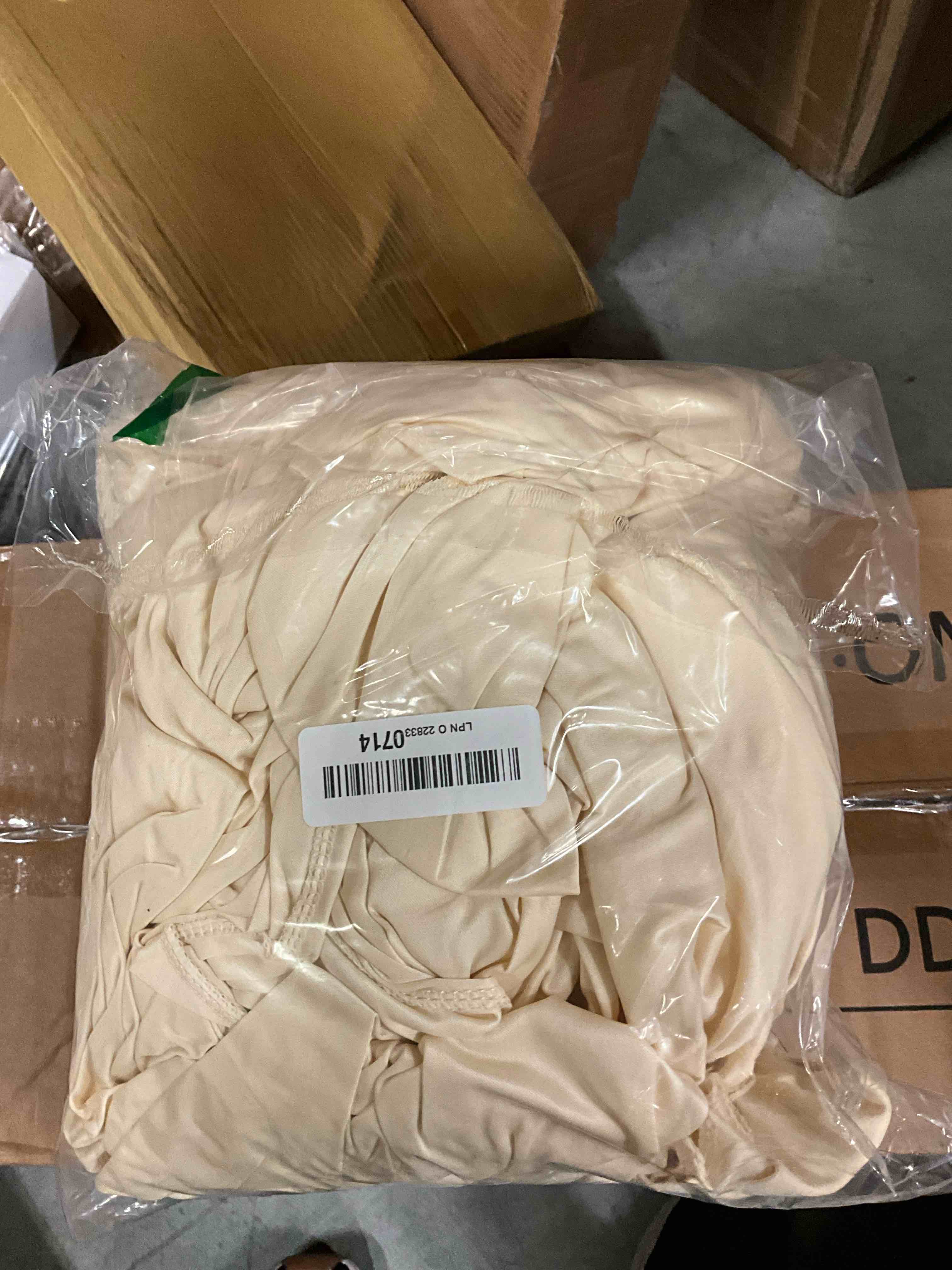 https://s3.amazonaws.com/lotting-images-prod/bidfta/ORG6254492_1732640643065.jpeg