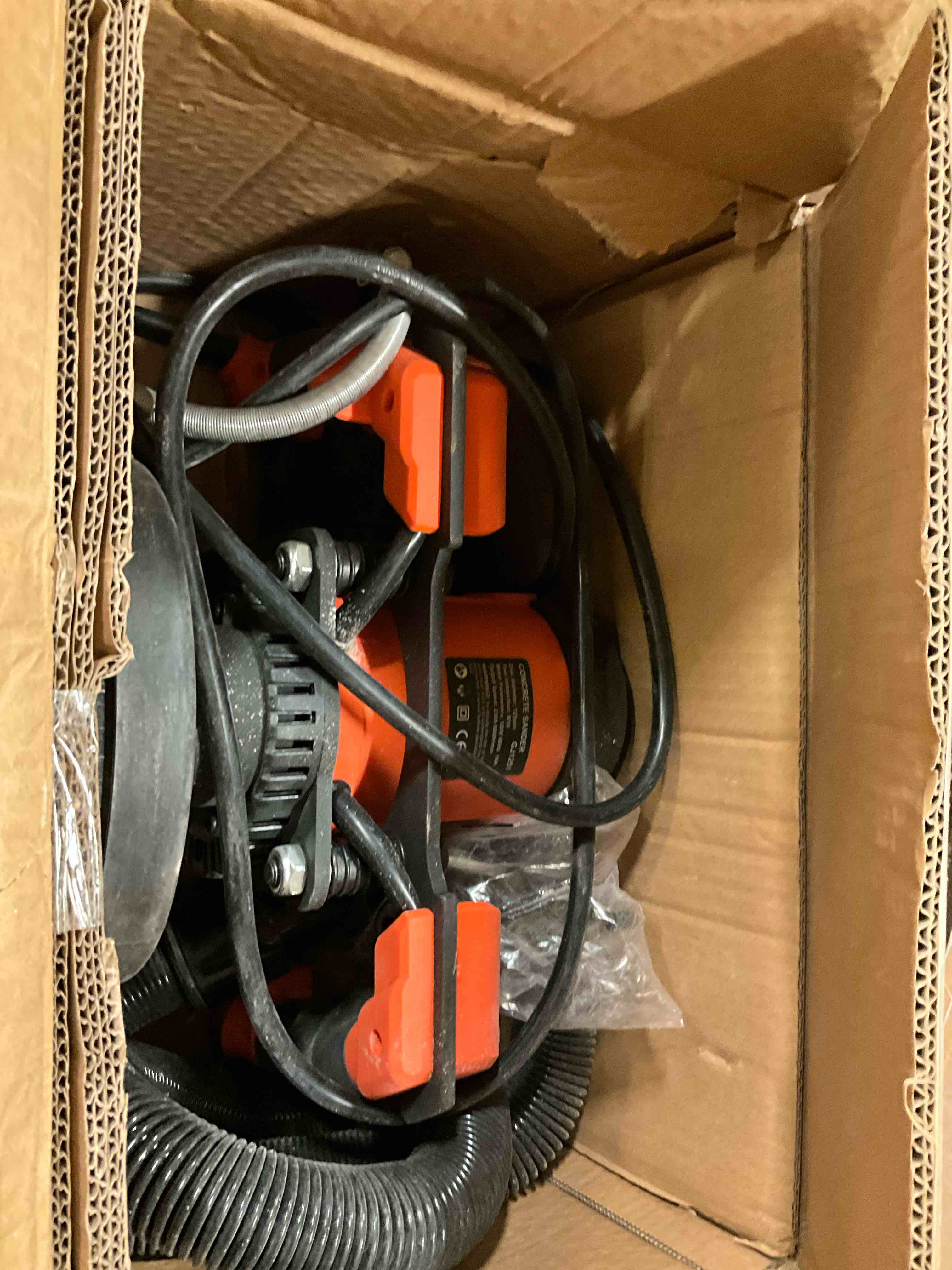 https://s3.amazonaws.com/lotting-images-prod/bidfta/ORG6254496_1732637561978.jpeg
