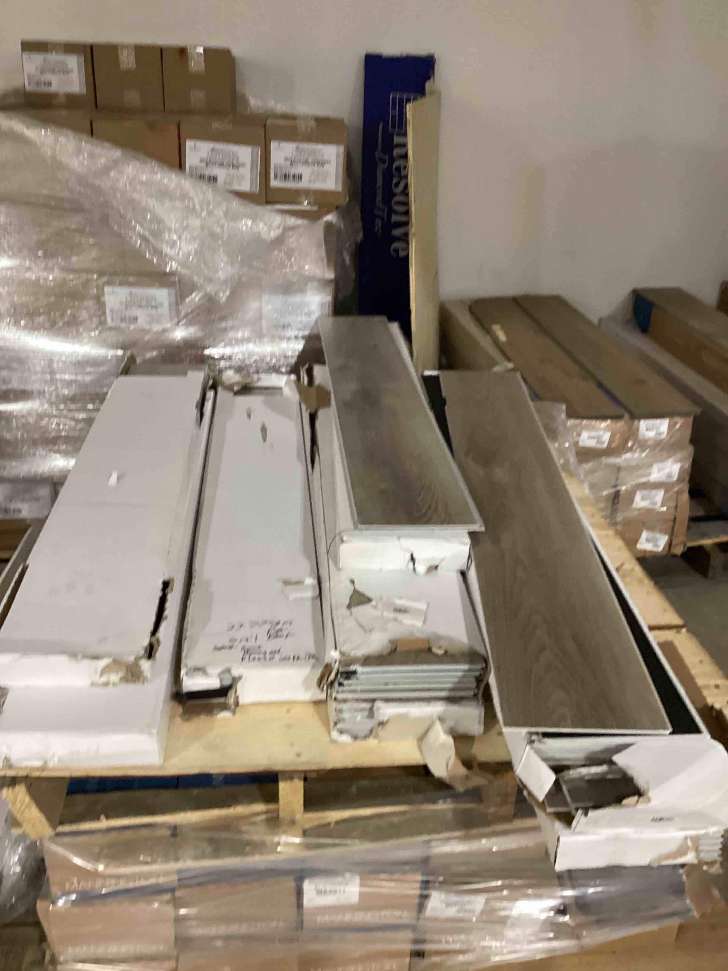 Whitfield gray 7x48, 23.77 ft per box some damaged please use preview 