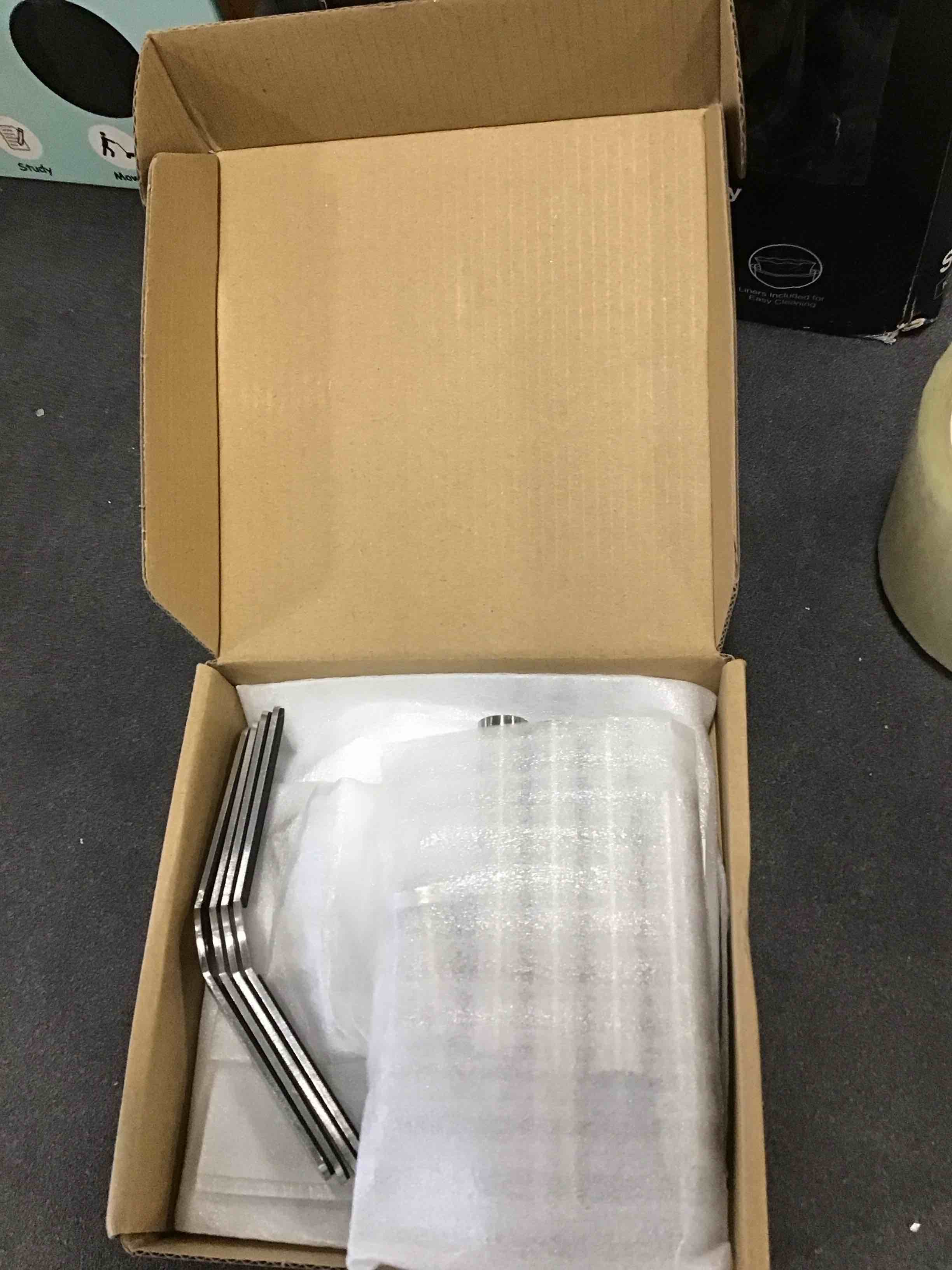 https://s3.amazonaws.com/lotting-images-prod/bidfta/ORG6260062_1712942028626.jpeg