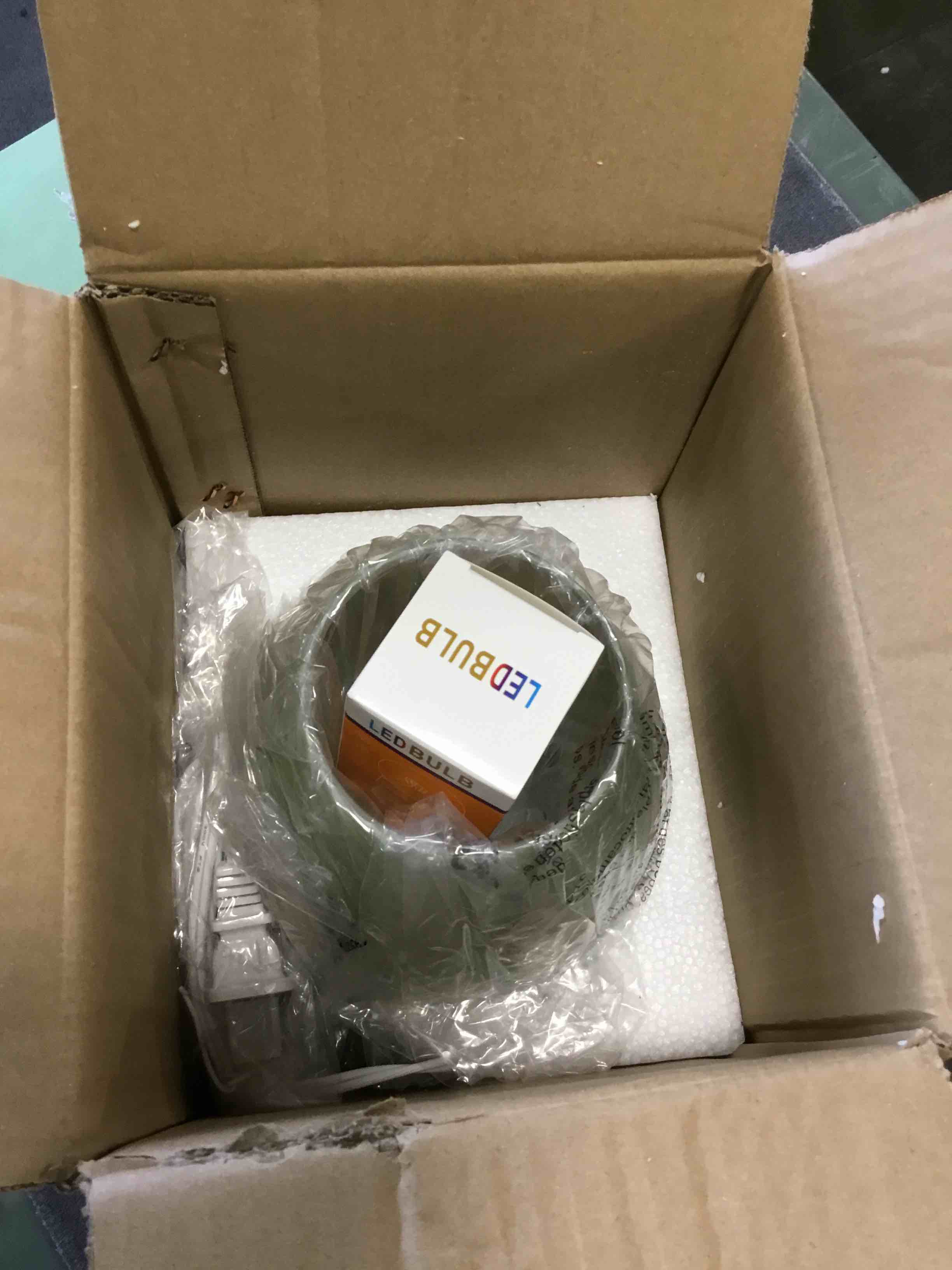 https://s3.amazonaws.com/lotting-images-prod/bidfta/ORG6260948_1713379020634.jpeg