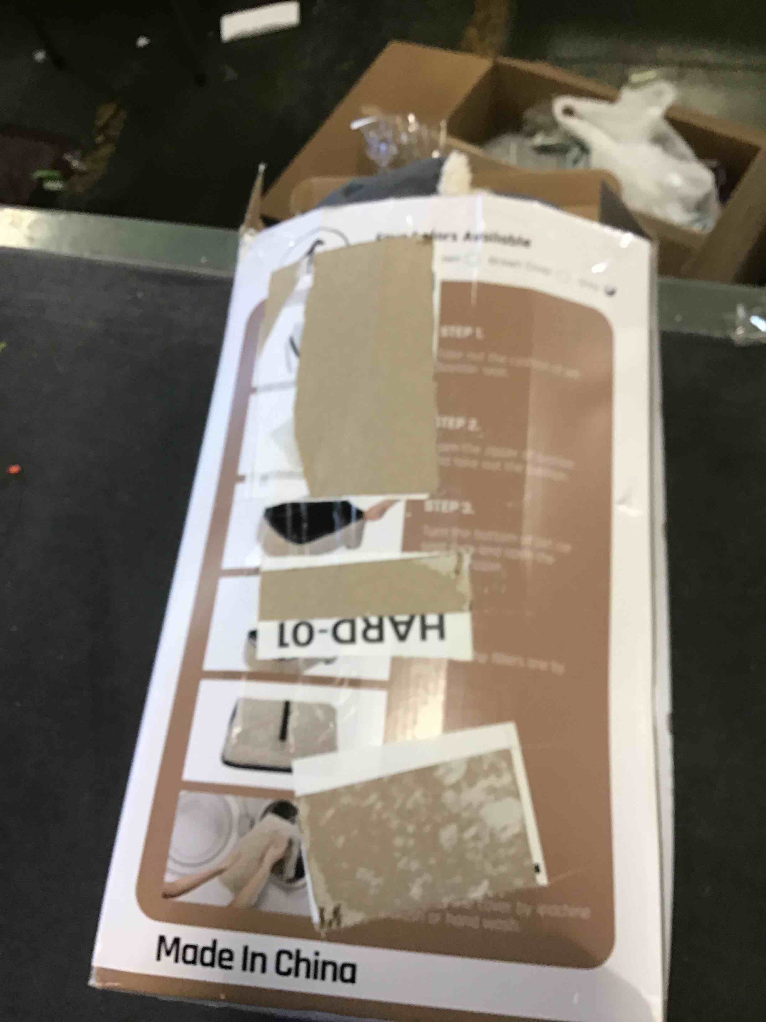 https://s3.amazonaws.com/lotting-images-prod/bidfta/ORG6260998_1713442416161.jpeg