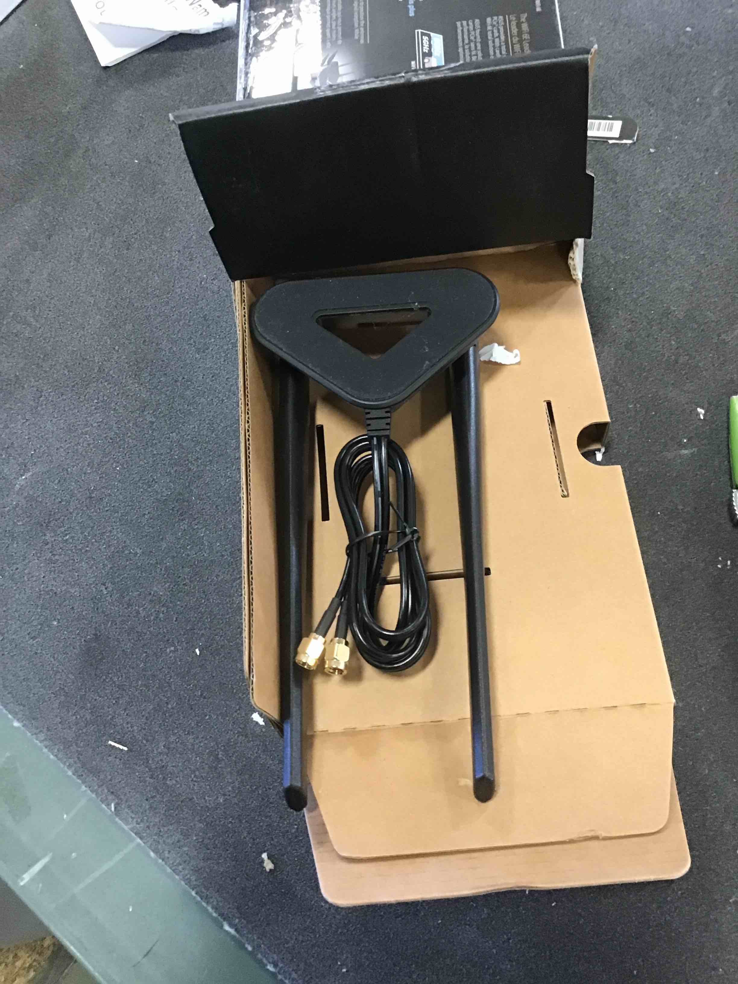 https://s3.amazonaws.com/lotting-images-prod/bidfta/ORG6261004_1713442826204.jpeg