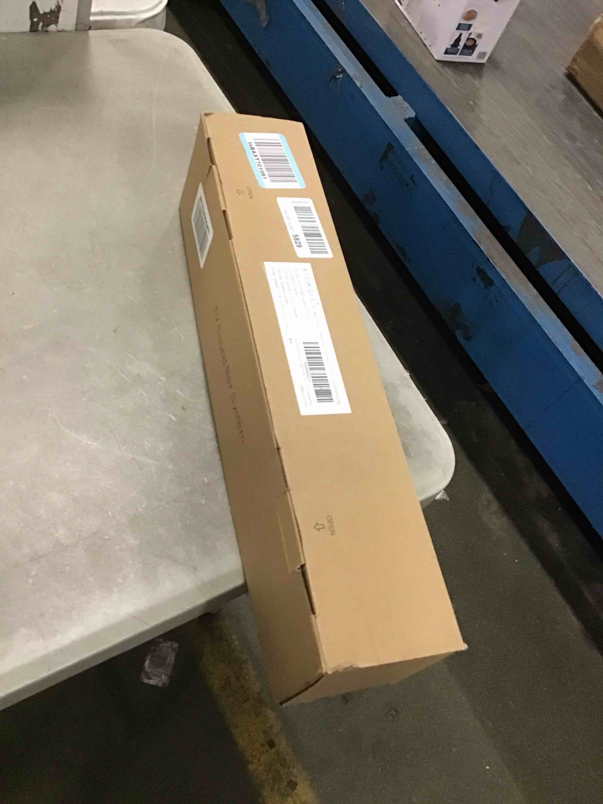 https://s3.amazonaws.com/lotting-images-prod/bidfta/ORG6261515_1712834329713.jpeg