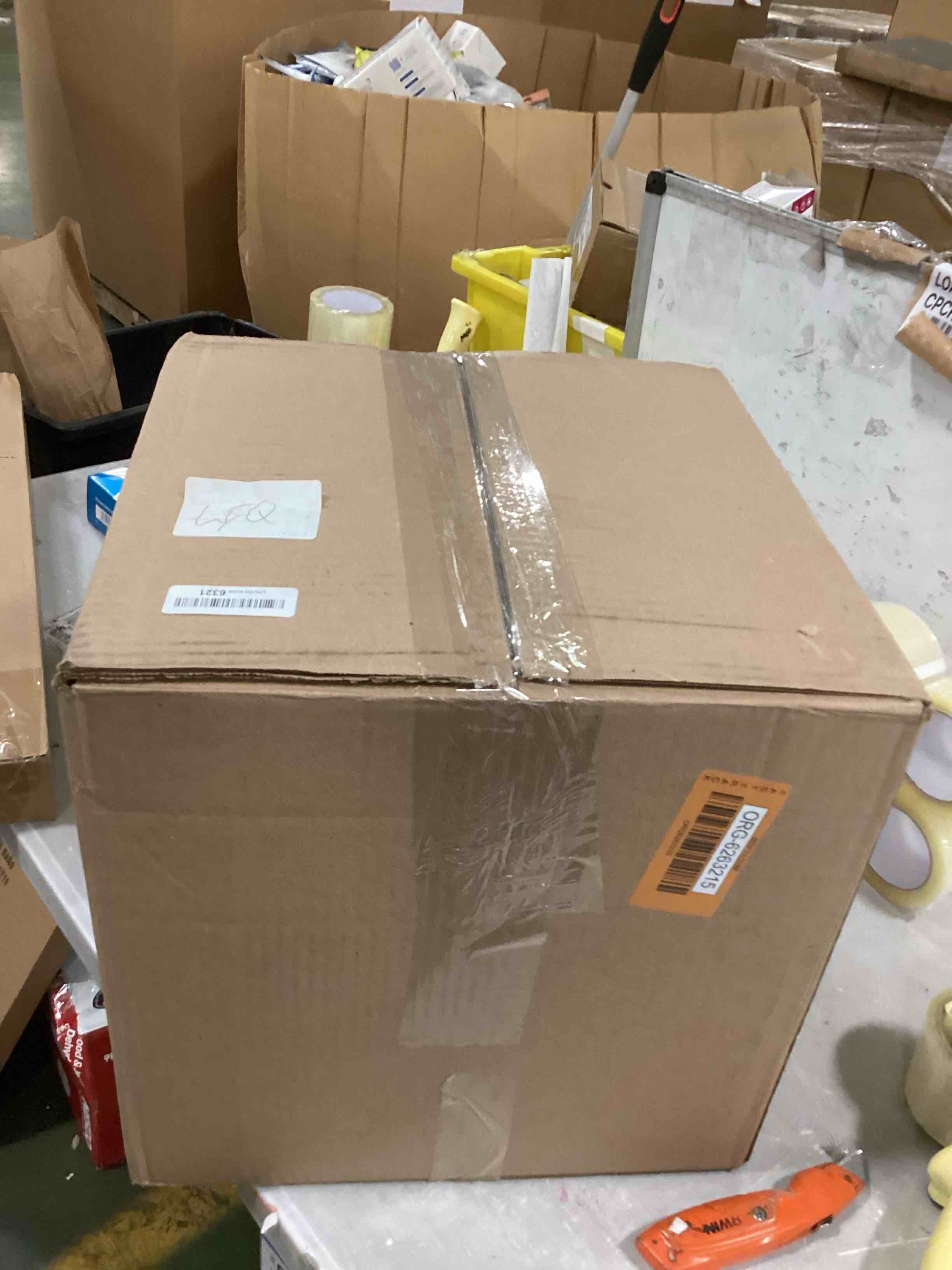 https://s3.amazonaws.com/lotting-images-prod/bidfta/ORG6263215_1712923716430.jpeg
