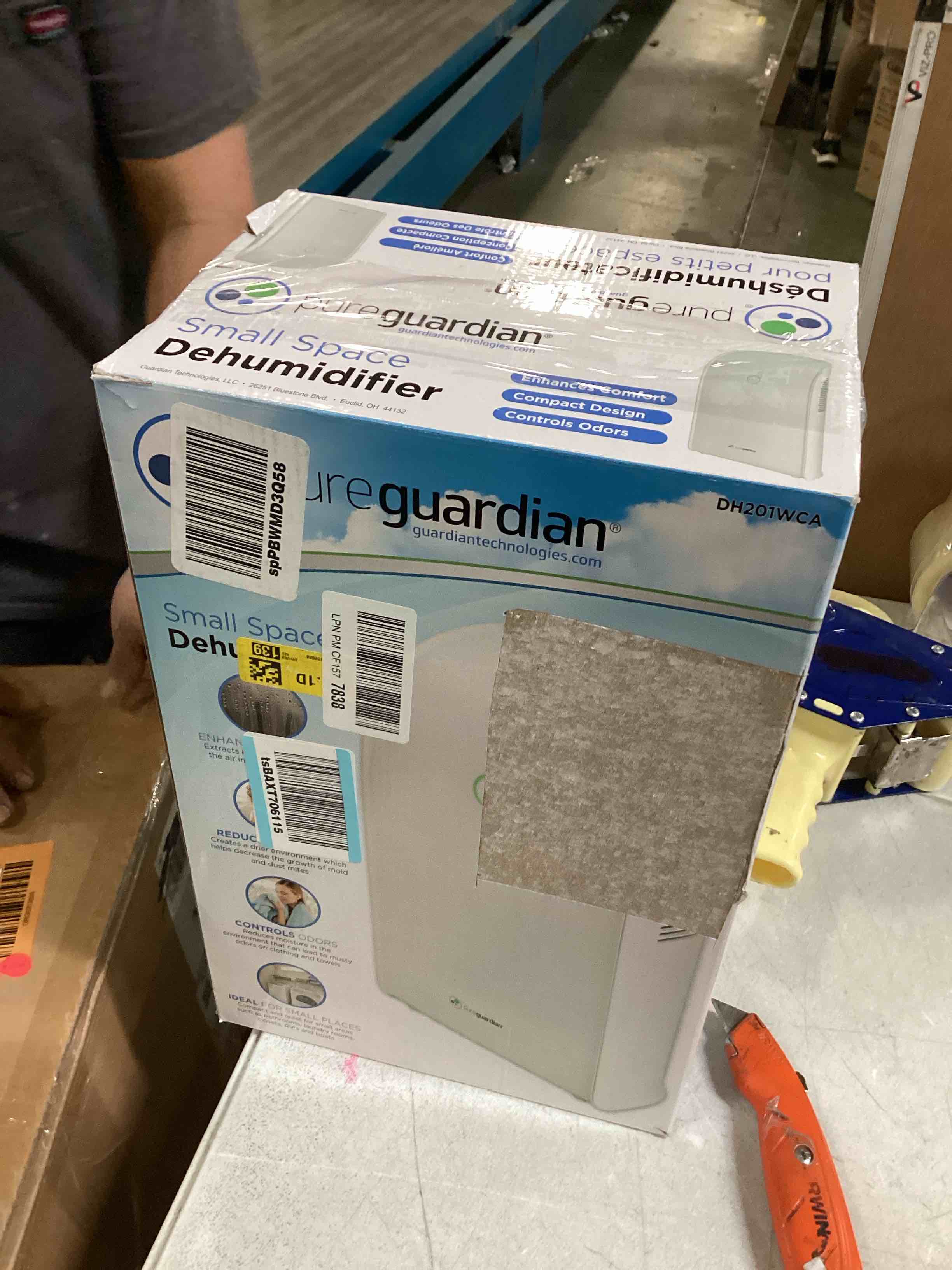 https://s3.amazonaws.com/lotting-images-prod/bidfta/ORG6263911_1713365976854.jpeg