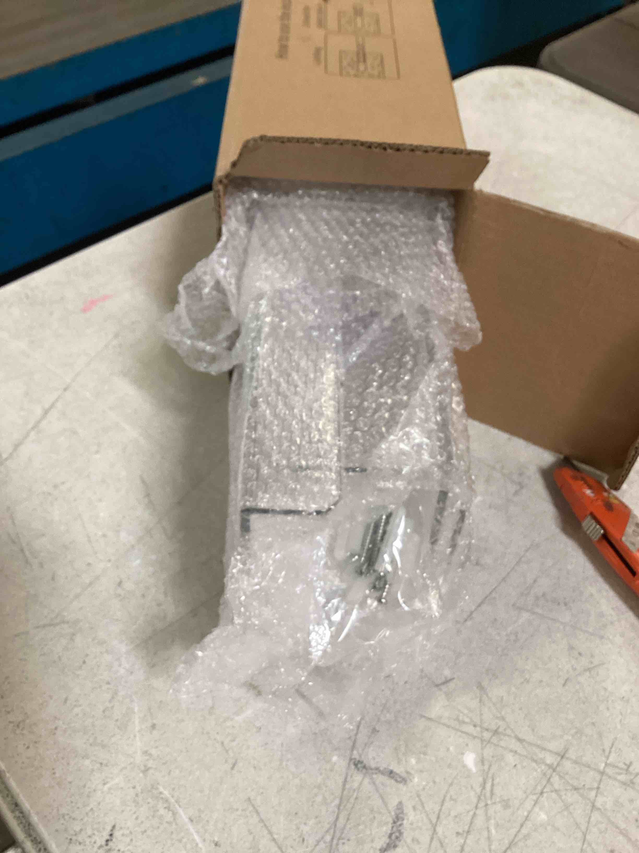 https://s3.amazonaws.com/lotting-images-prod/bidfta/ORG6263948_1713369421995.jpeg