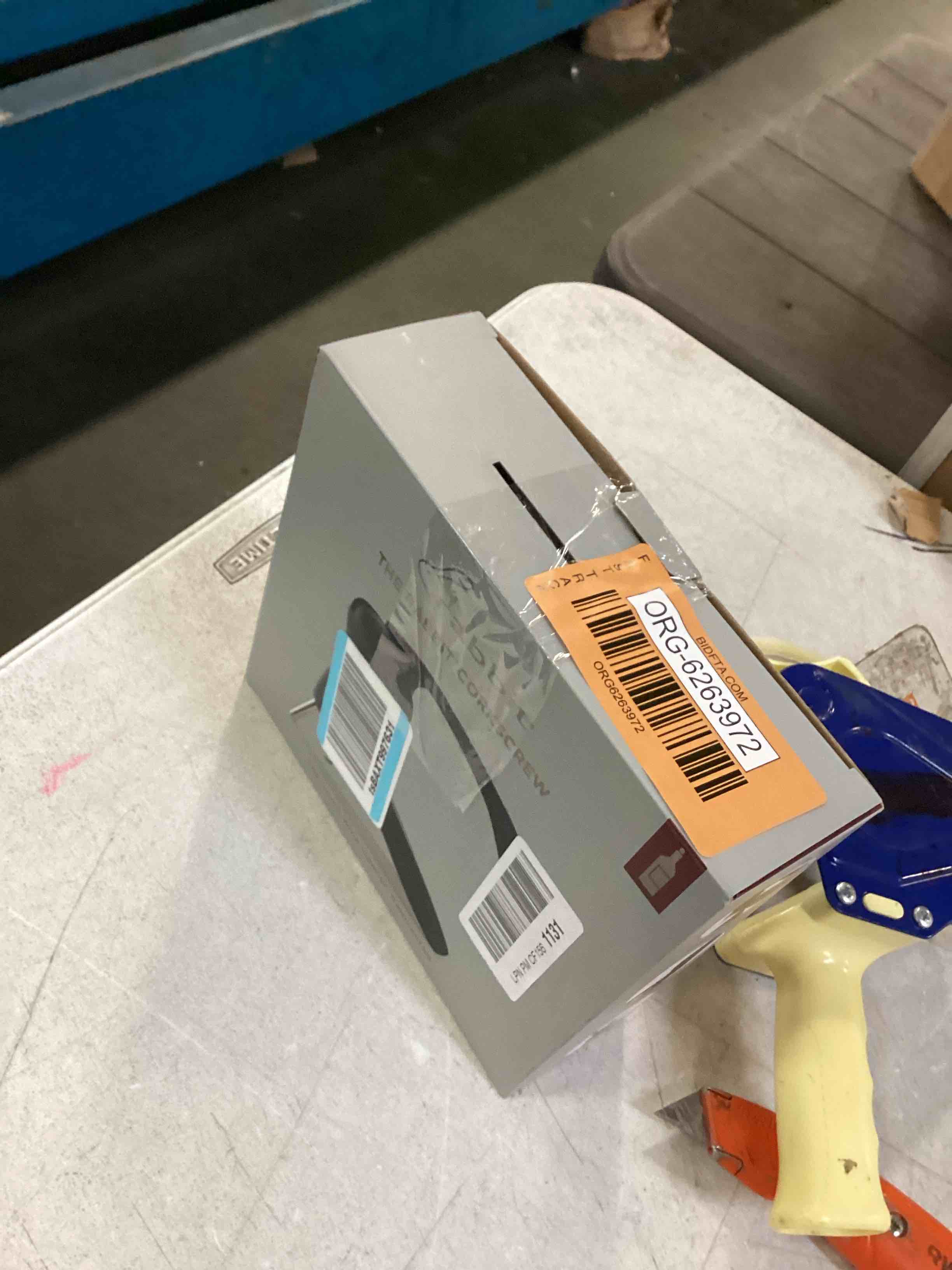 https://s3.amazonaws.com/lotting-images-prod/bidfta/ORG6263972_1713371734905.jpeg