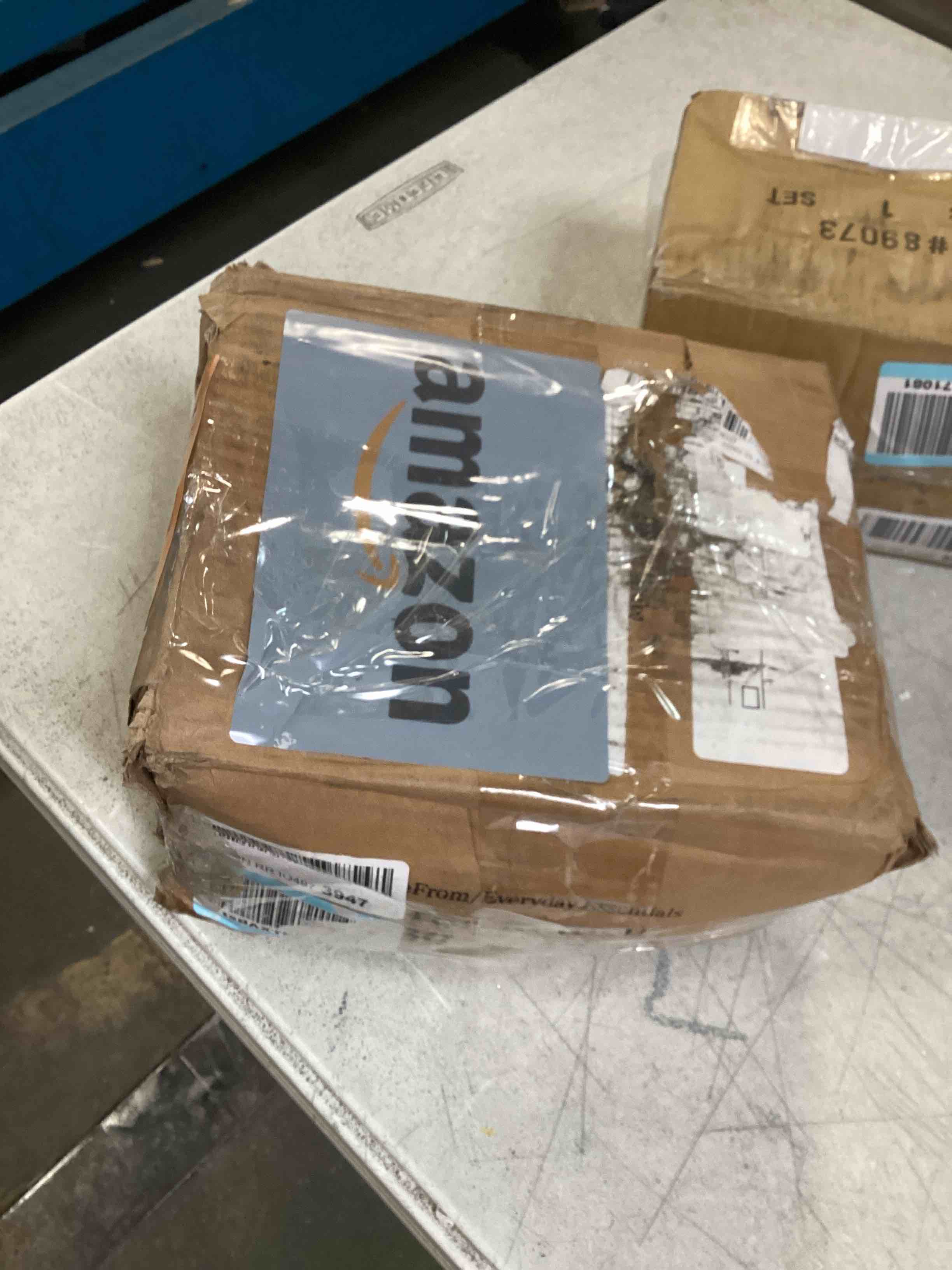 https://s3.amazonaws.com/lotting-images-prod/bidfta/ORG6264216_1713454103750.jpeg