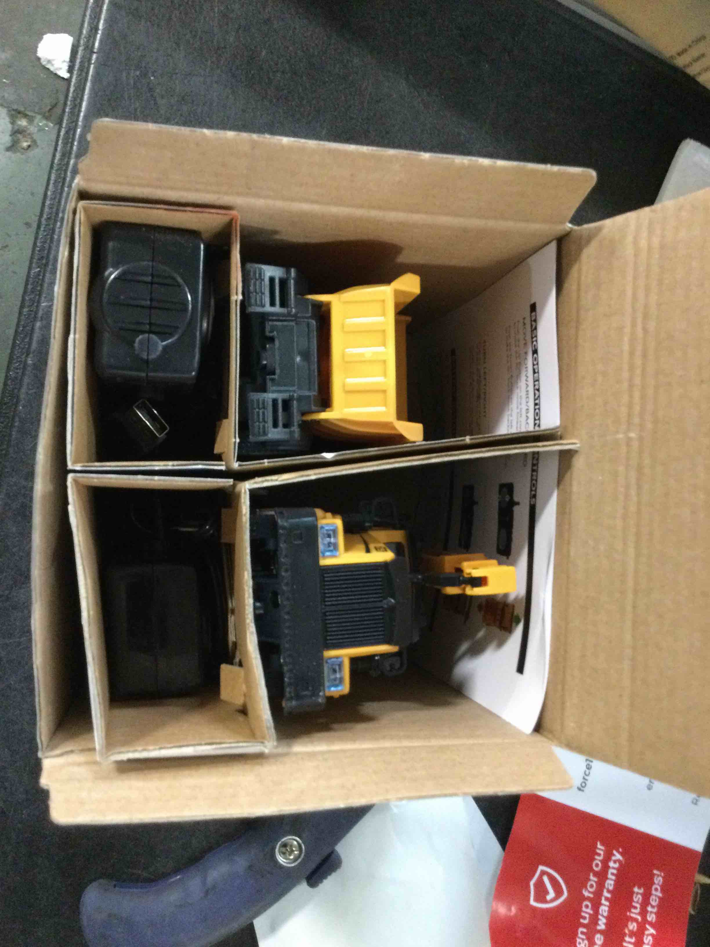 https://s3.amazonaws.com/lotting-images-prod/bidfta/ORG6264620_1713364960378.jpeg