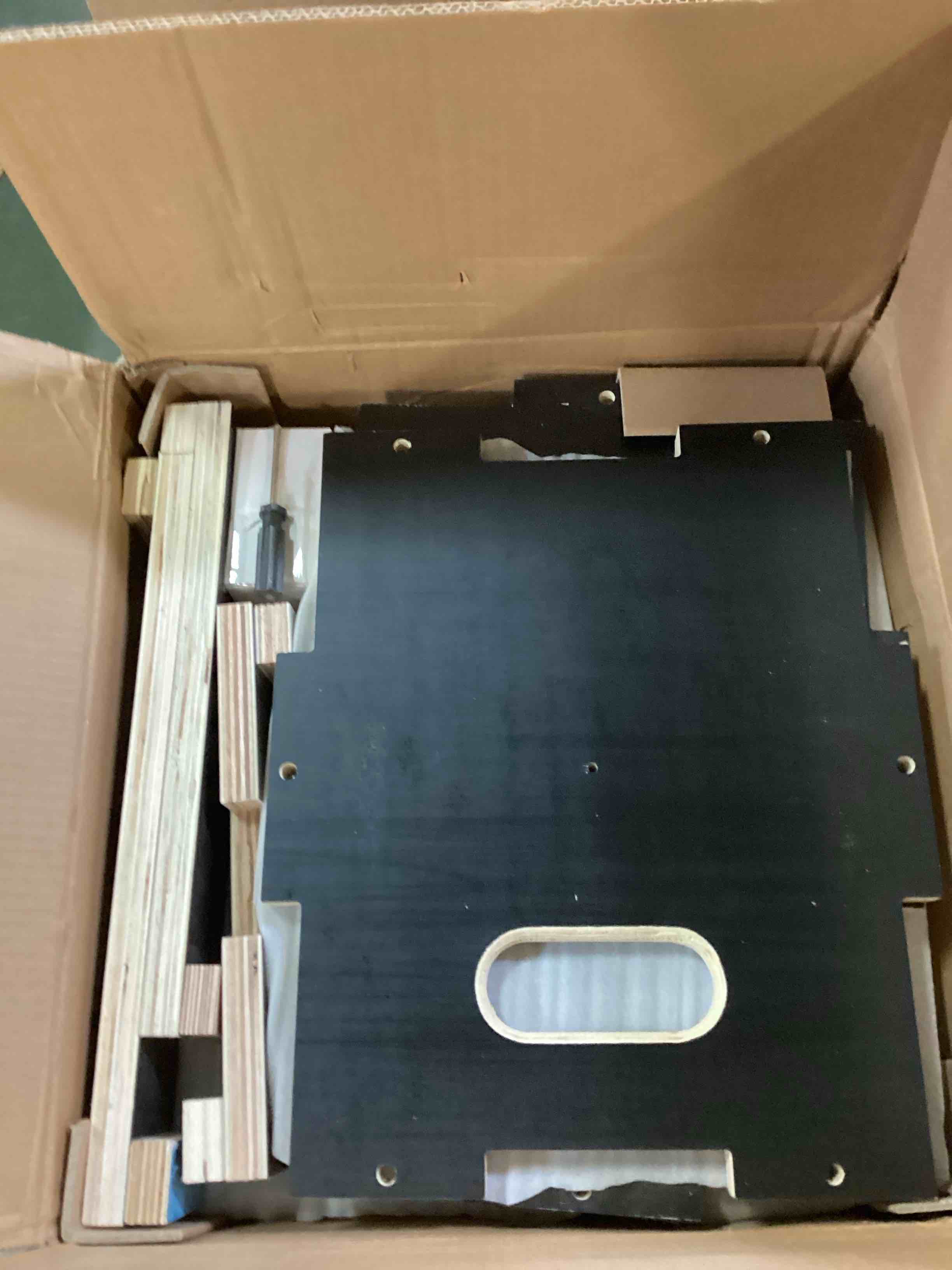 https://s3.amazonaws.com/lotting-images-prod/bidfta/ORG6265556_1714399009429.jpeg