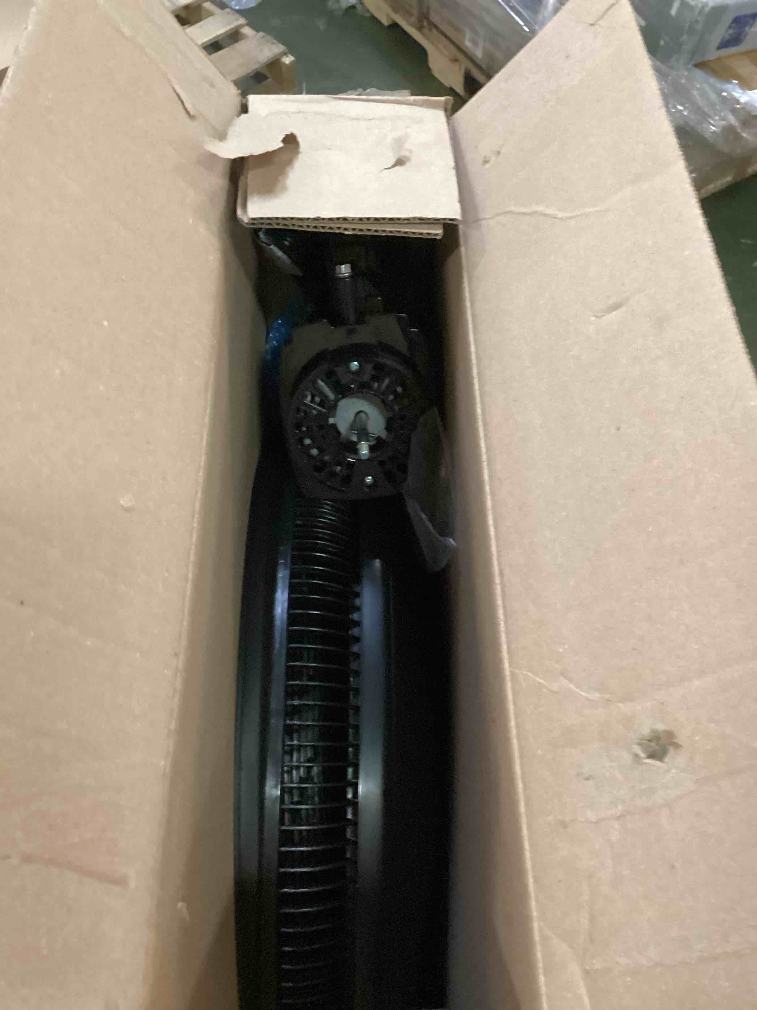 https://s3.amazonaws.com/lotting-images-prod/bidfta/ORG6265865_1714567630869.jpeg