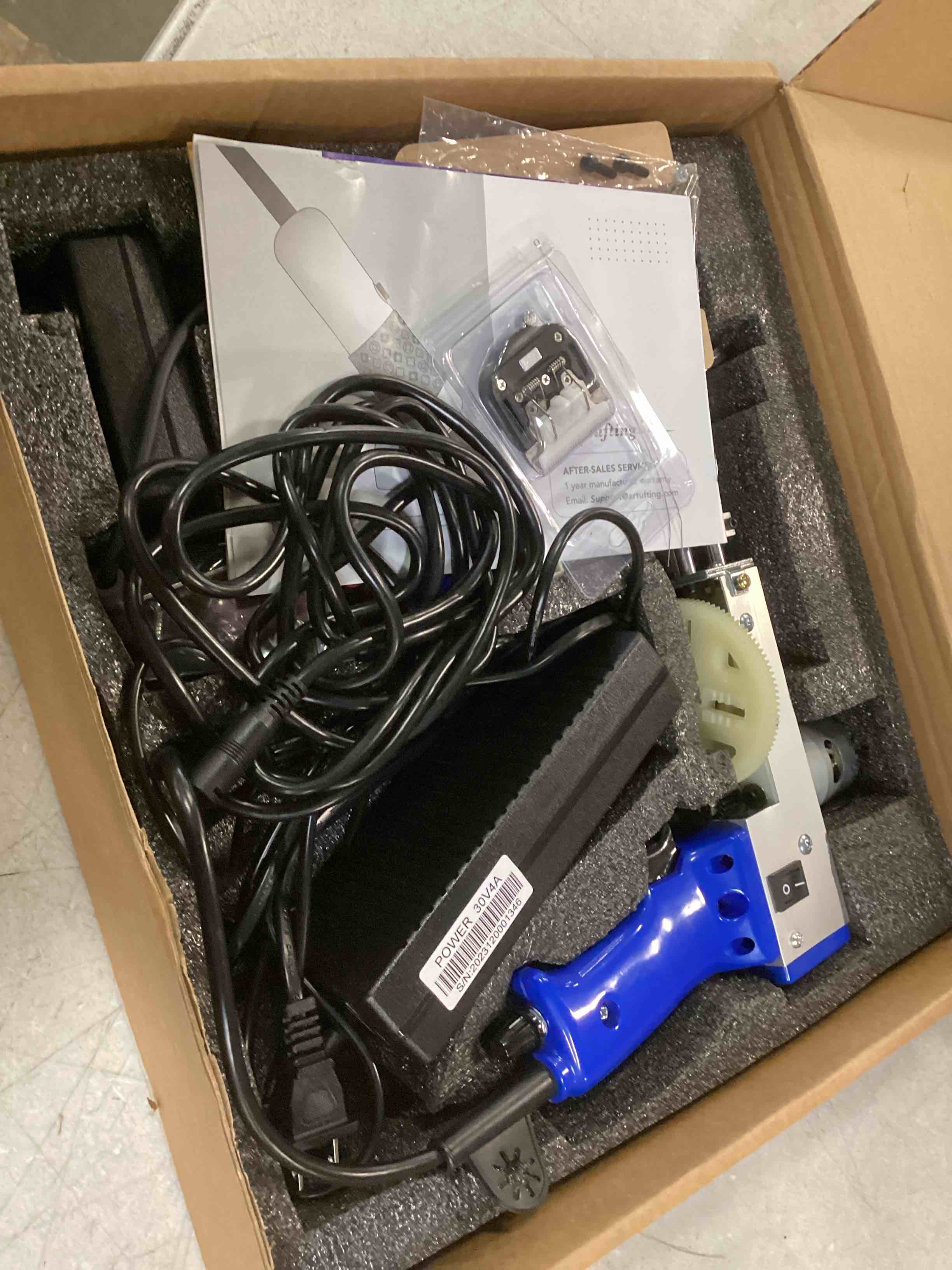 https://s3.amazonaws.com/lotting-images-prod/bidfta/ORG6267505_1713186087066.jpeg