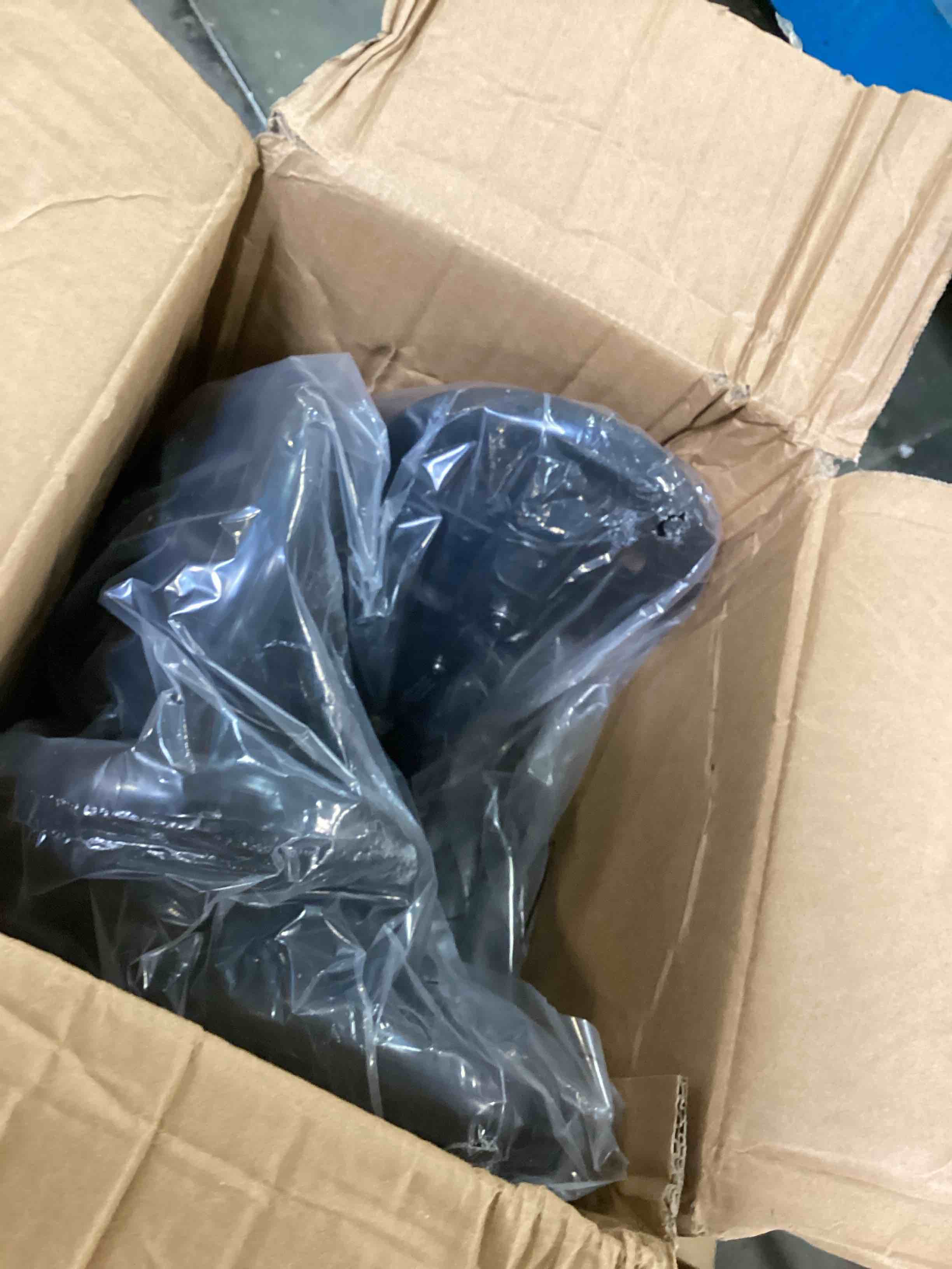 https://s3.amazonaws.com/lotting-images-prod/bidfta/ORG6267676_1713210553022.jpeg