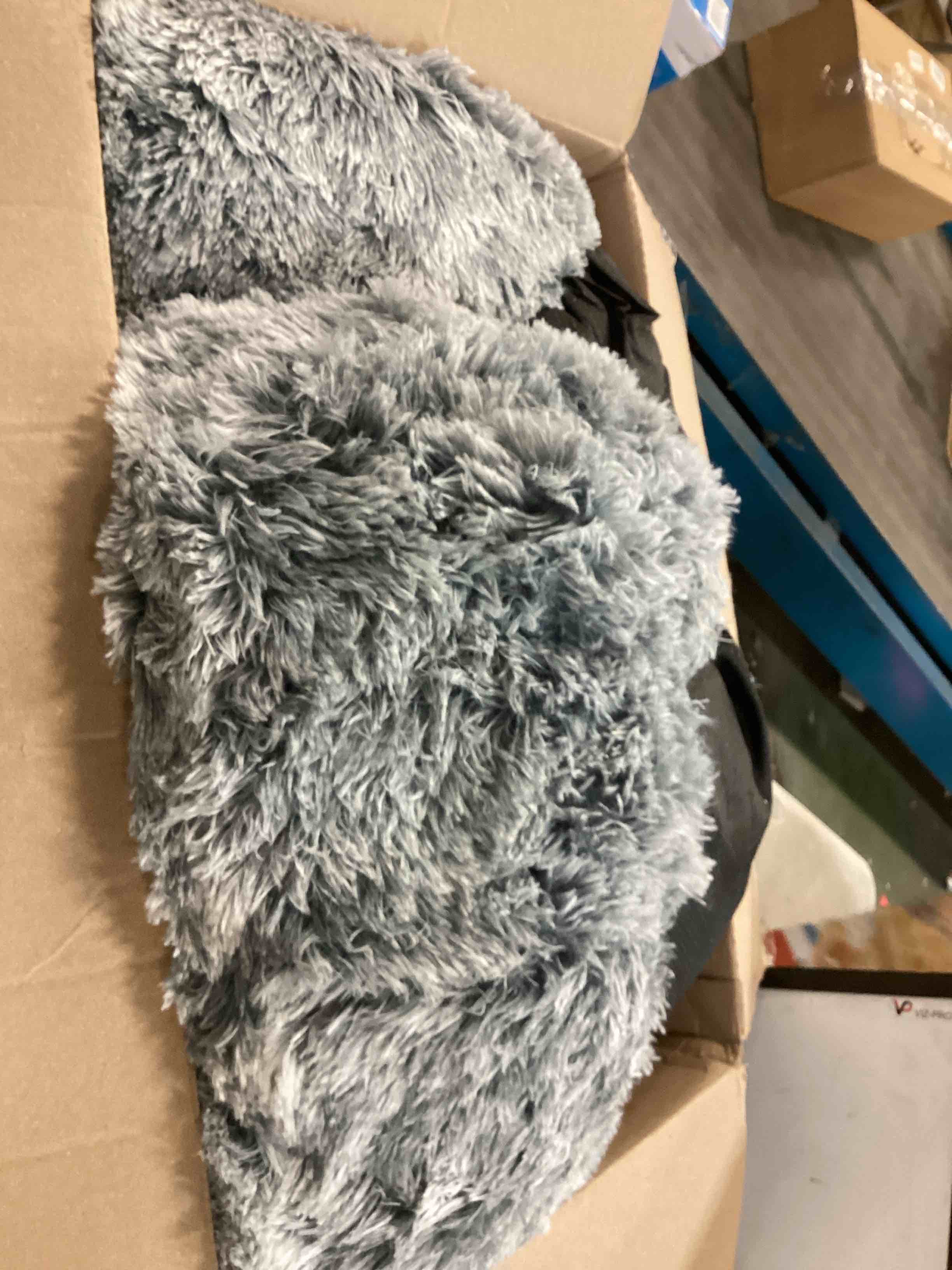 https://s3.amazonaws.com/lotting-images-prod/bidfta/ORG6268004_1713360567123.jpeg