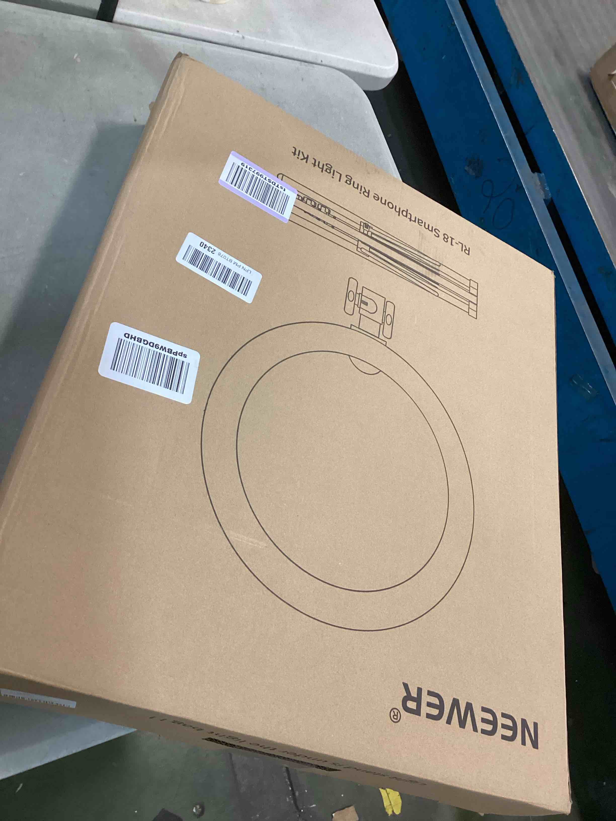 https://s3.amazonaws.com/lotting-images-prod/bidfta/ORG6268359_1713469902862.jpeg