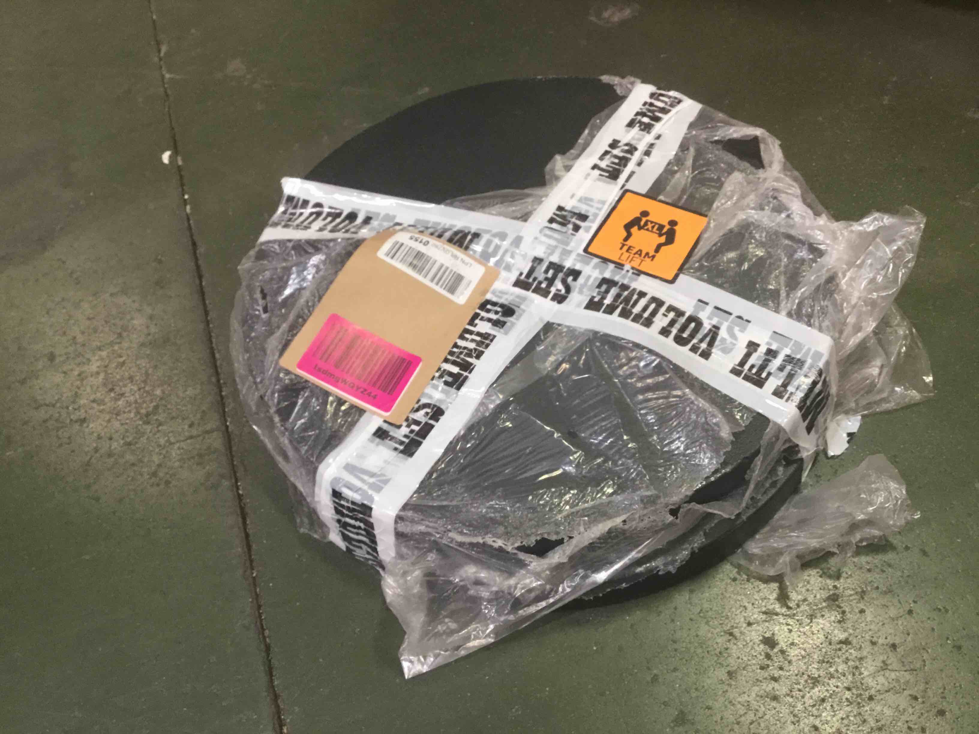 https://s3.amazonaws.com/lotting-images-prod/bidfta/ORG6271447_1714227435708.jpeg