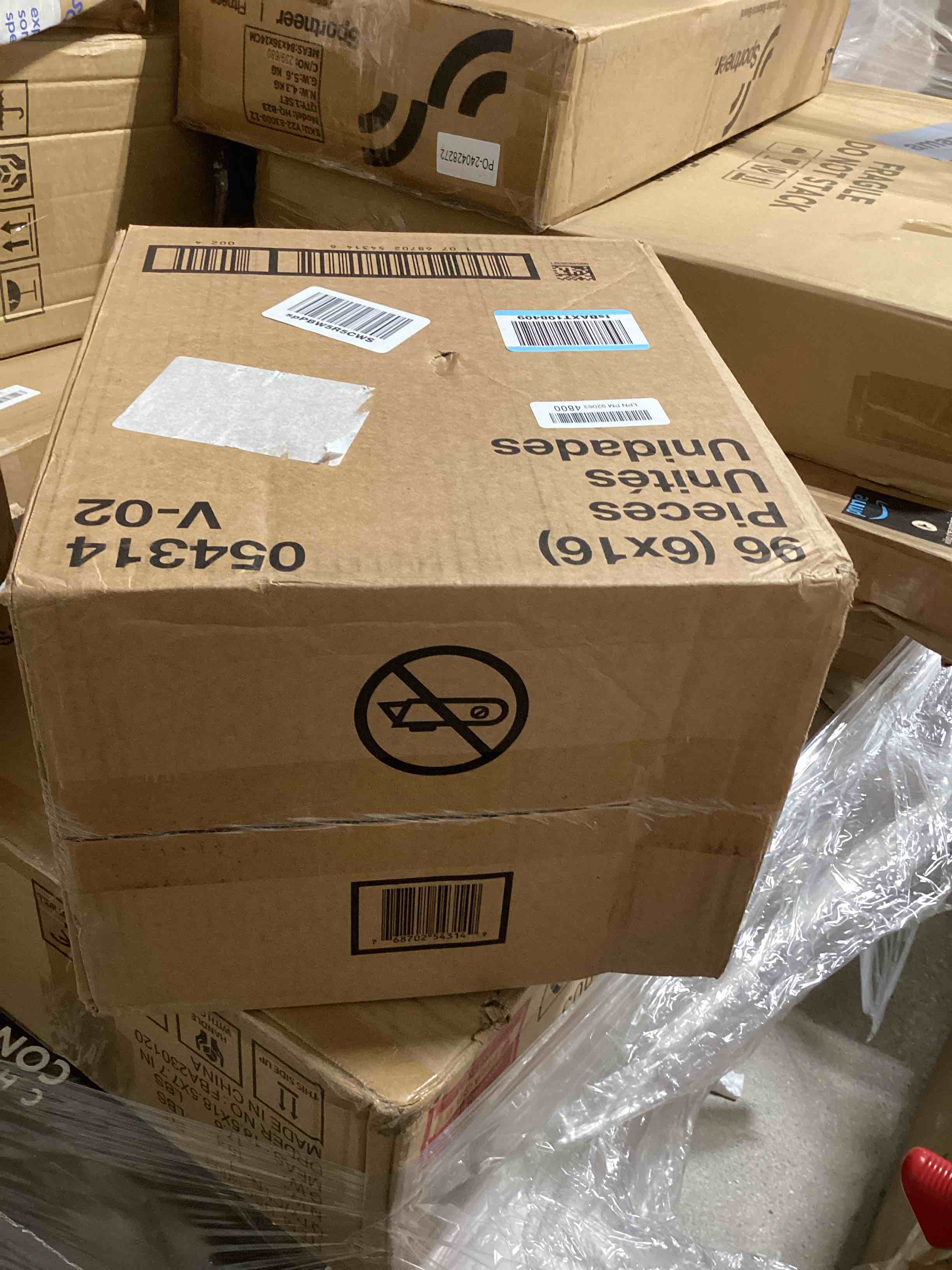 https://s3.amazonaws.com/lotting-images-prod/bidfta/ORG6272087_1728051977270.jpeg