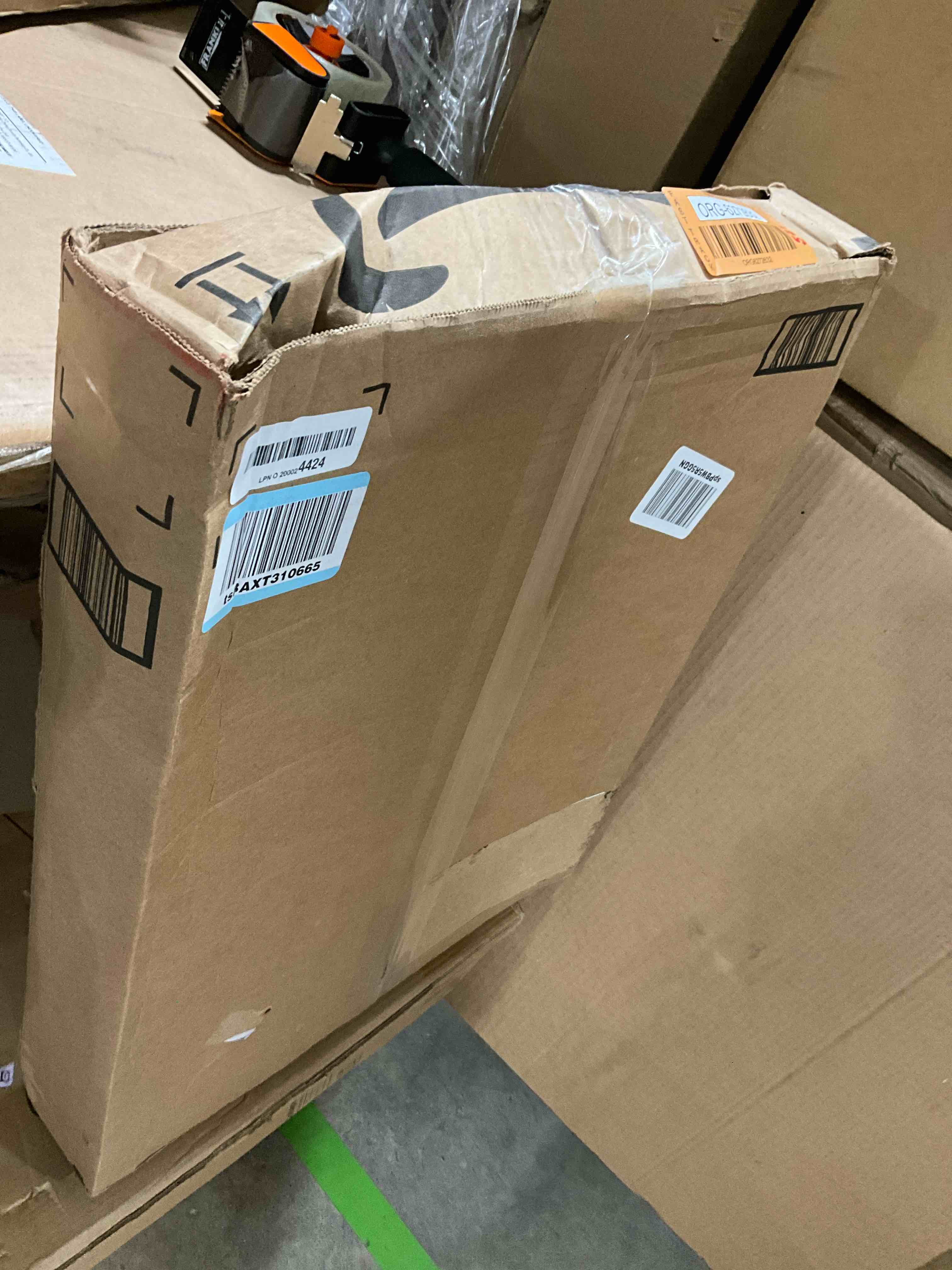 https://s3.amazonaws.com/lotting-images-prod/bidfta/ORG6272632_1730124506292.jpeg