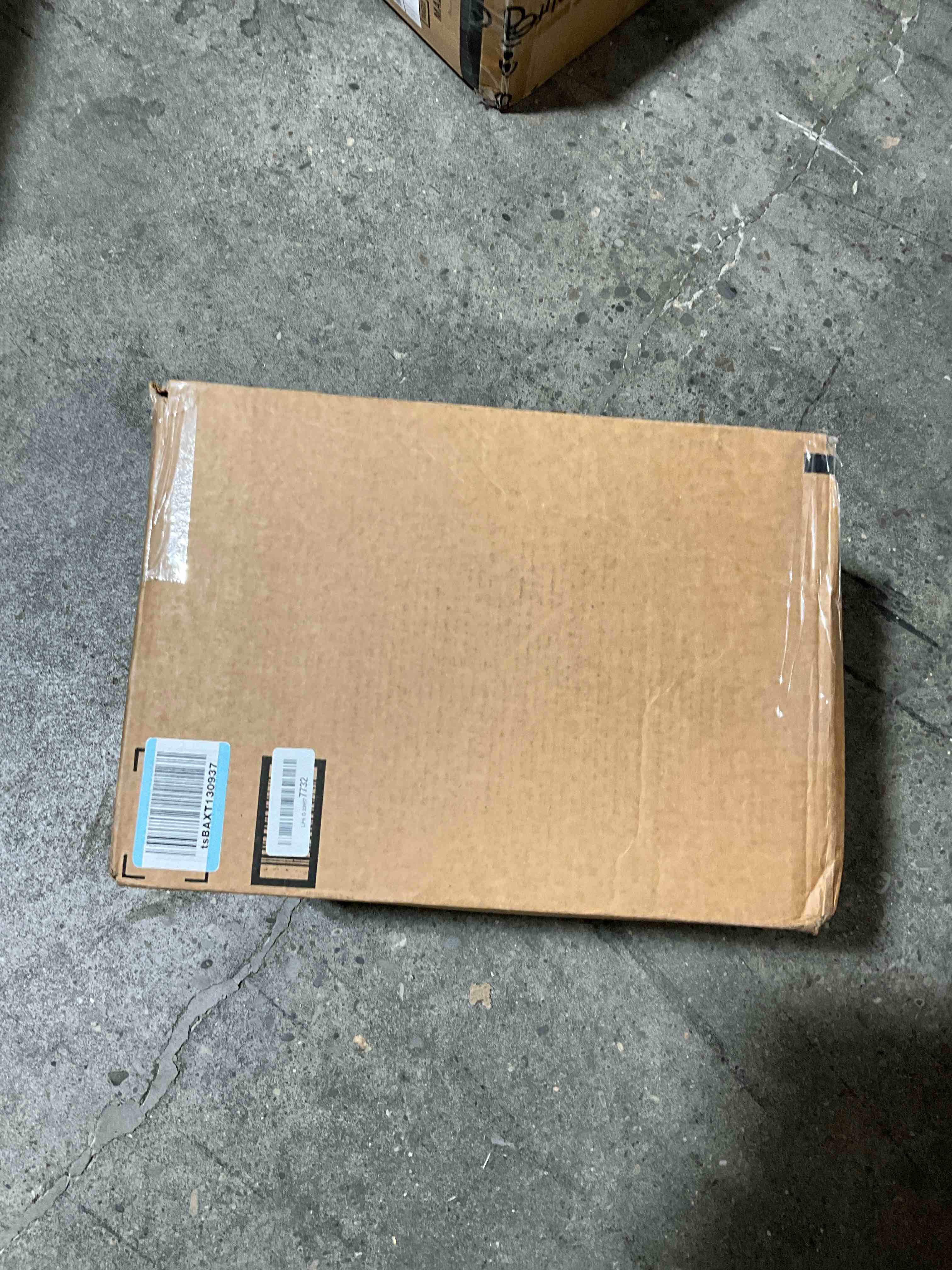 https://s3.amazonaws.com/lotting-images-prod/bidfta/ORG6273276_1731607405672.jpeg