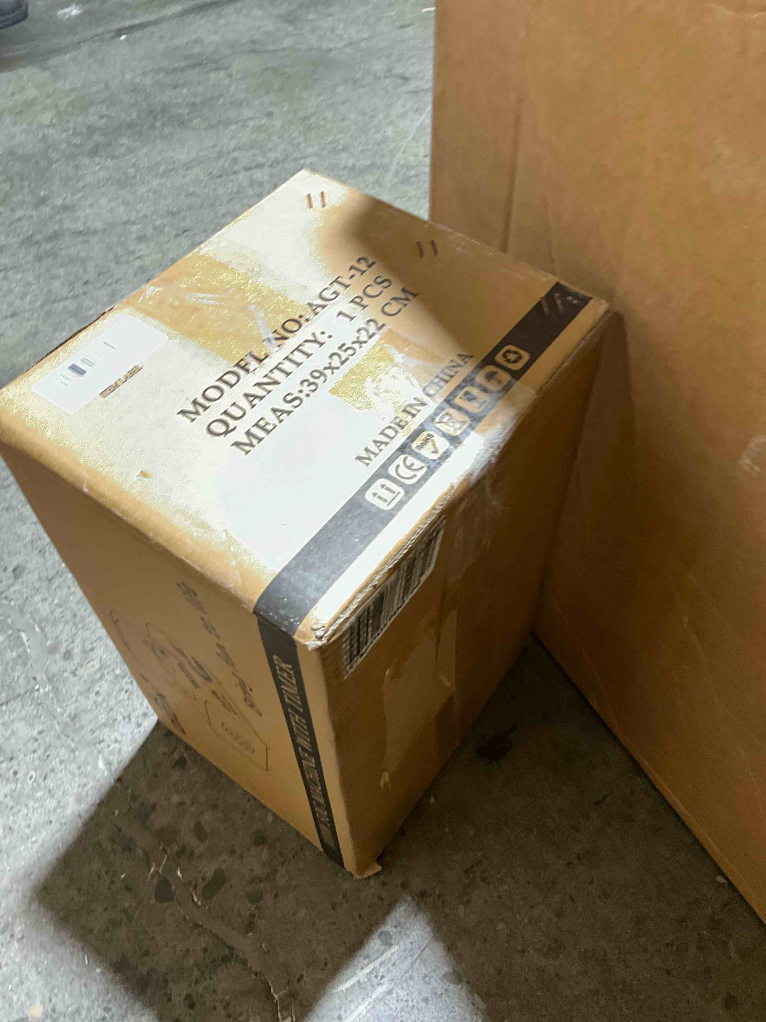 https://s3.amazonaws.com/lotting-images-prod/bidfta/ORG6273377_1731614351123.jpeg